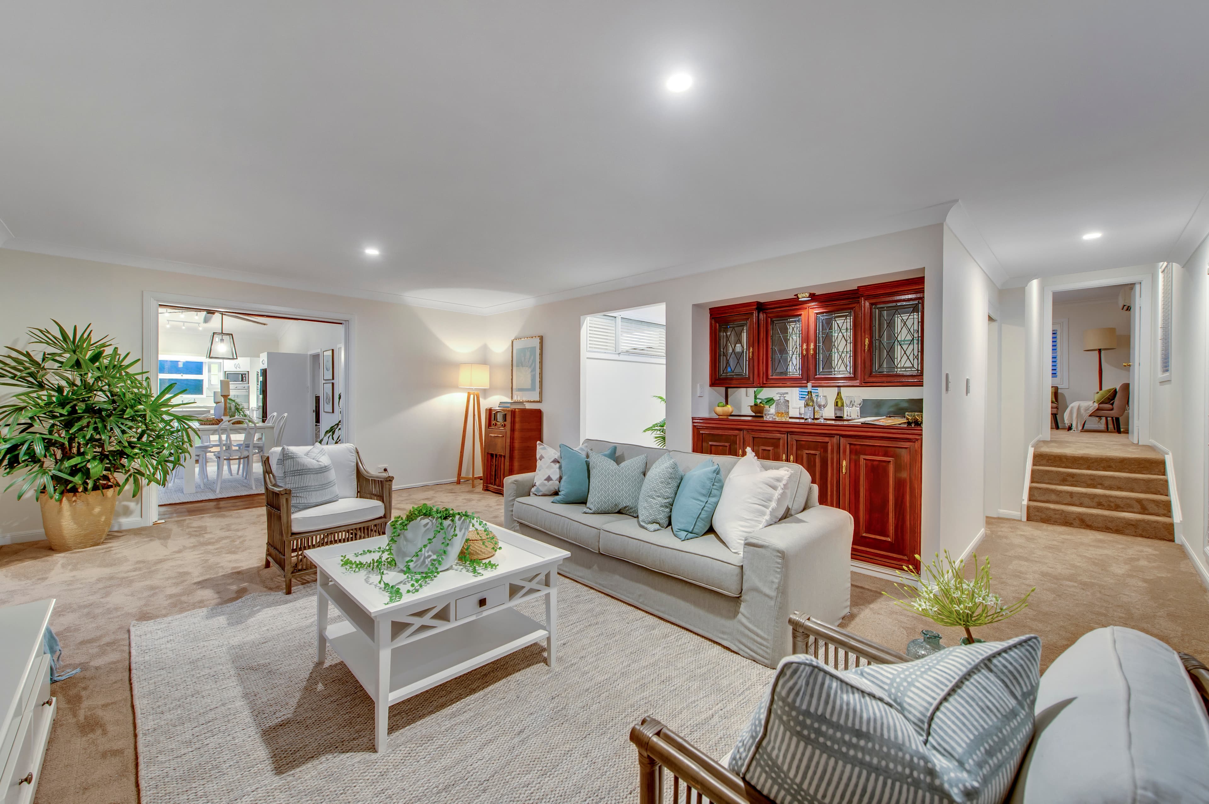 29 Galsworthy Street, Holland Park West, Holland Park West - Thumbnail 2