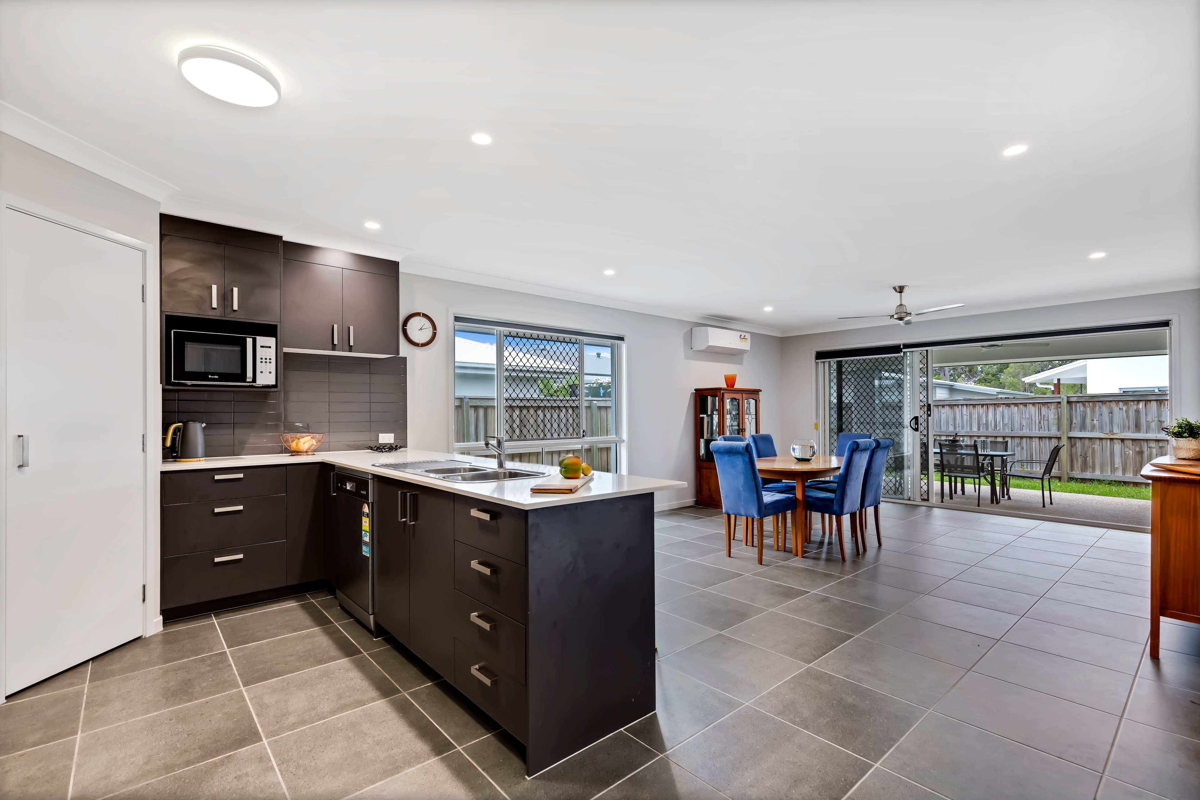 9 Frangipani Street, Peregian Beach, Peregian Beach - Thumbnail 4
