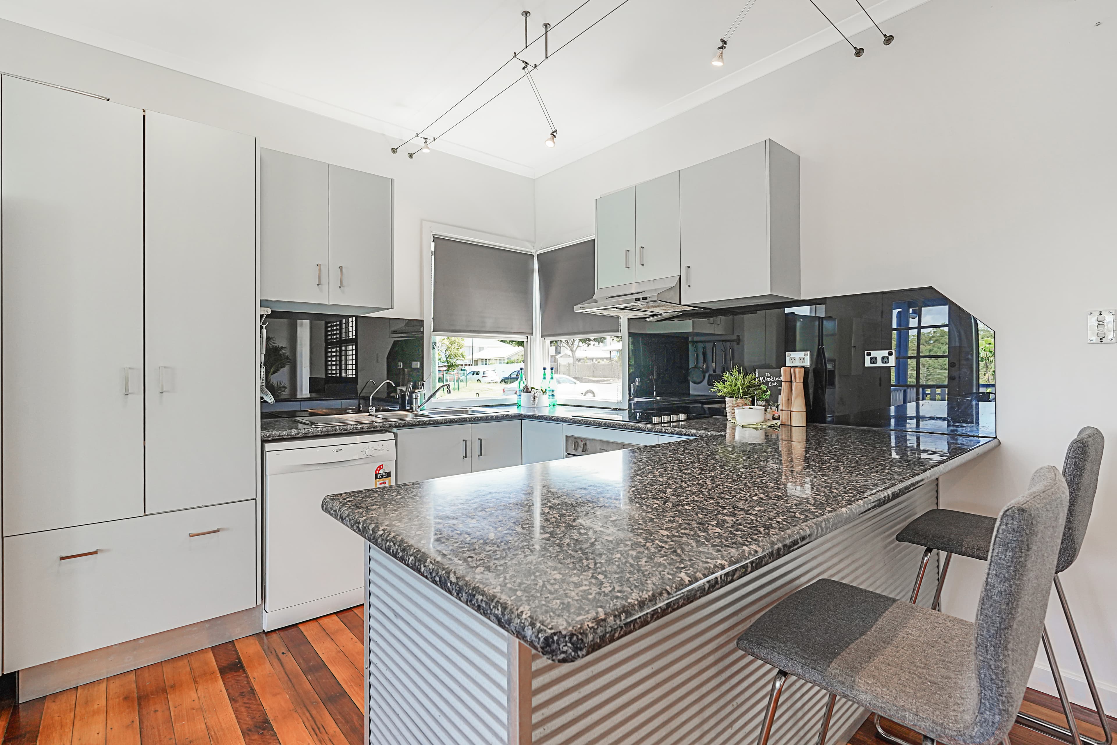 18 Willard Street, Carina Heights, Carina Heights - Thumbnail 3