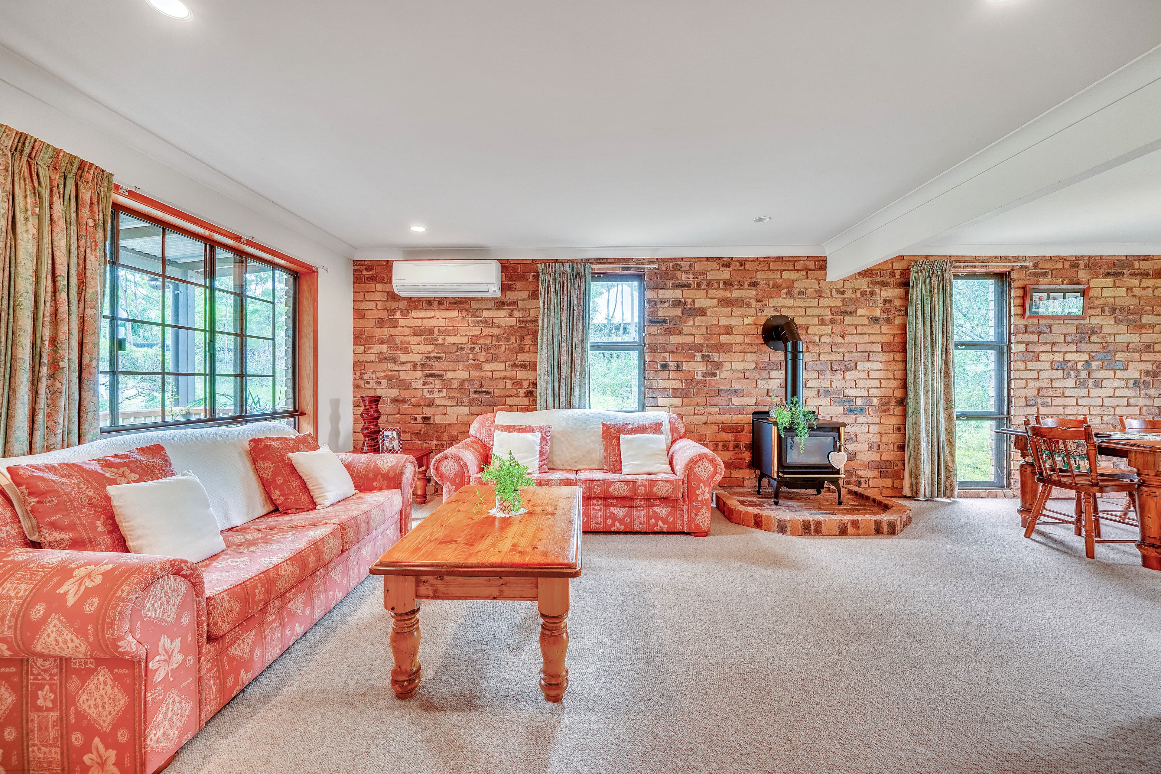 73 Kulmaren Grove, Karana Downs, Karana Downs - Thumbnail 2