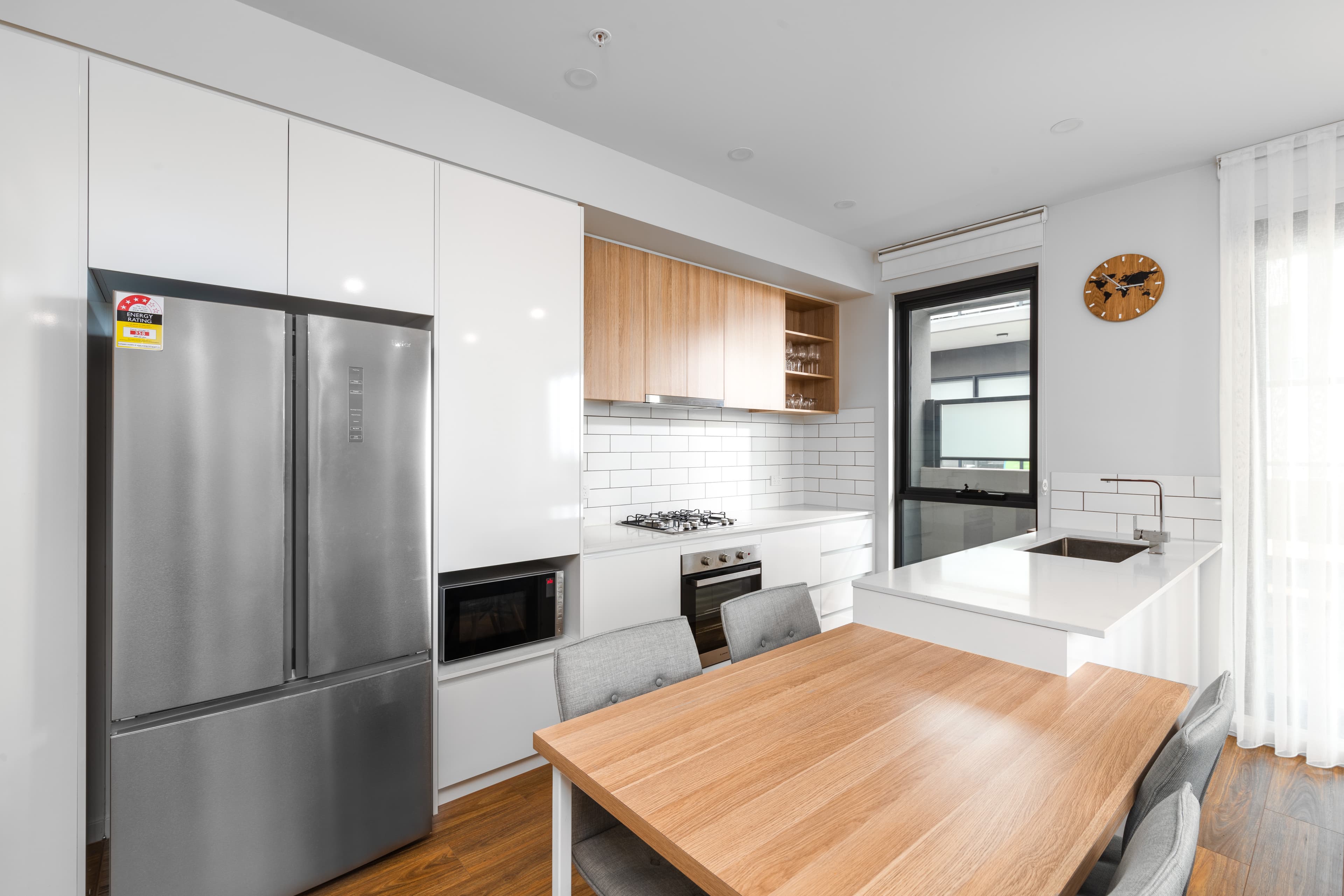 416/11 Commercial Road, Caroline Springs, Caroline Springs - Thumbnail 2