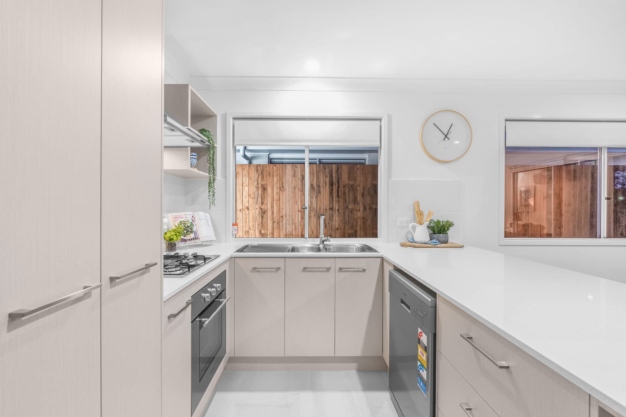 120 (Lot 25) Broadwater Terrace, Redland Bay, Redland Bay - Thumbnail 8
