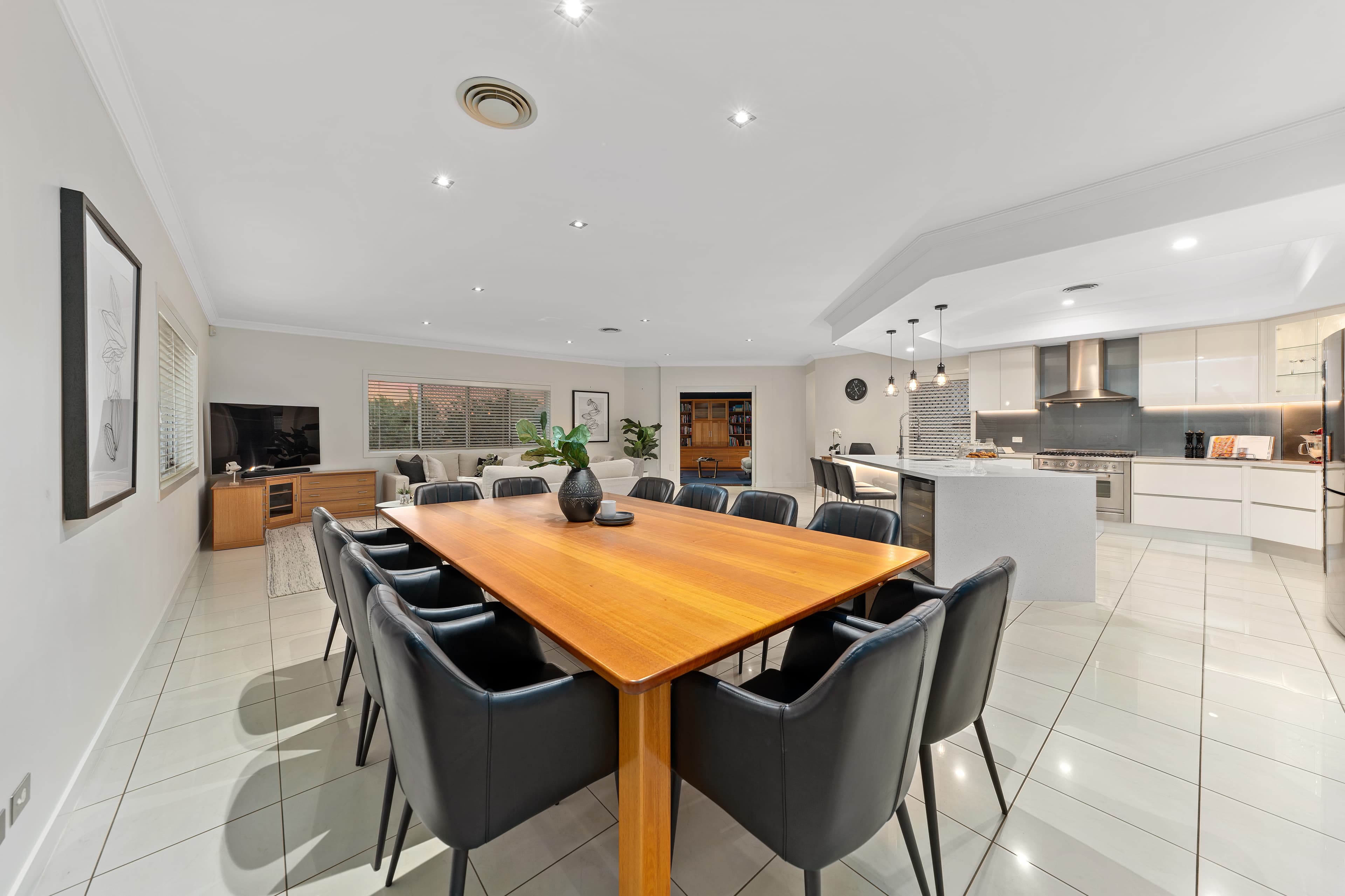 32 Marlborough Road, Wellington Point, Wellington Point - Thumbnail 3