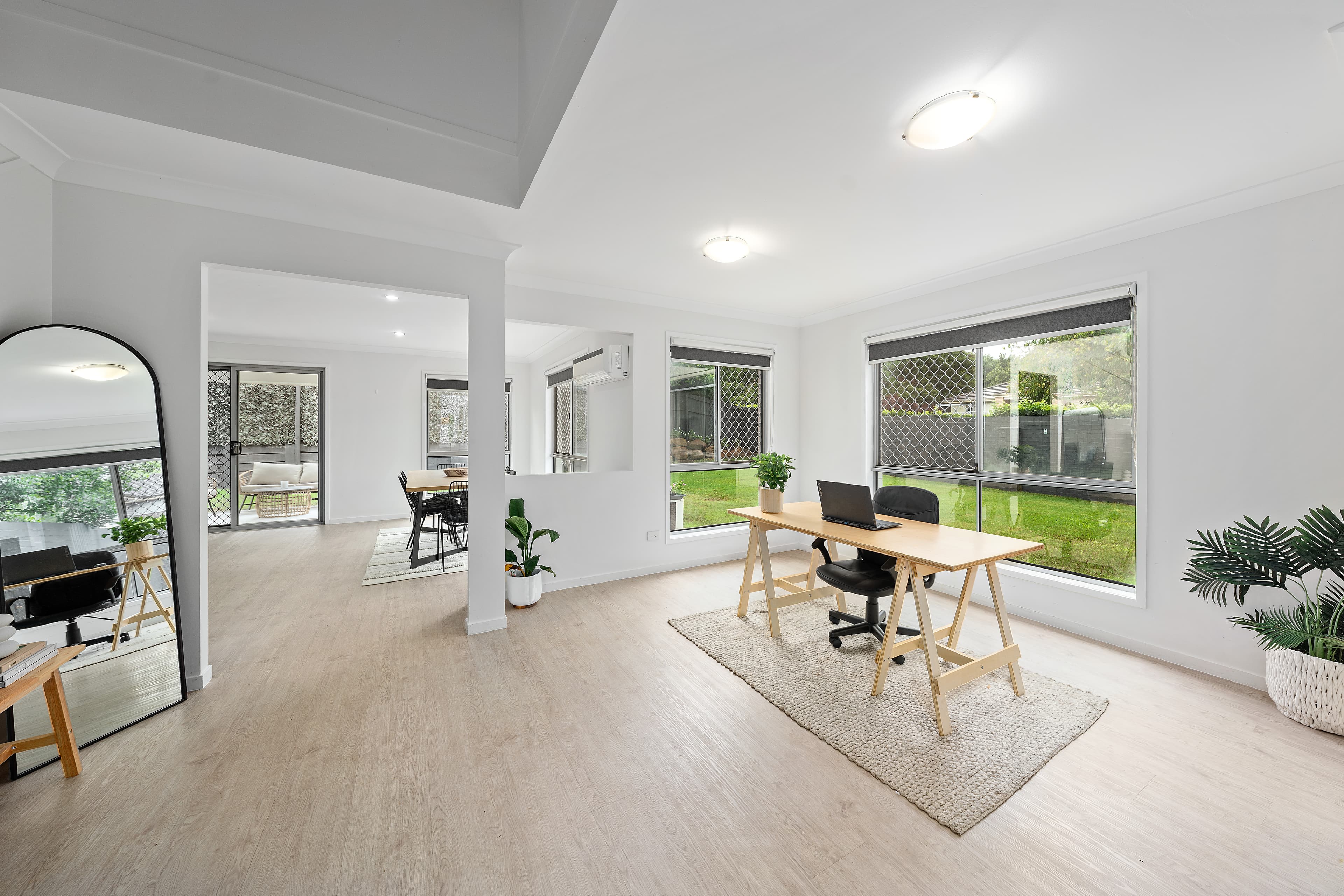 6 Shaw Place, Redland Bay, Redland Bay - Thumbnail 2