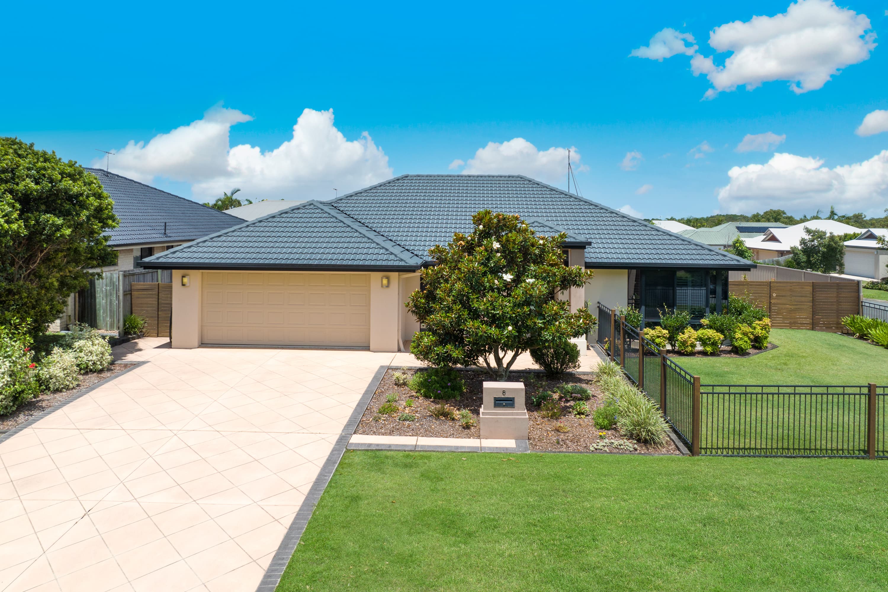 8 Conley Avenue, Thornlands, Thornlands - Image 1