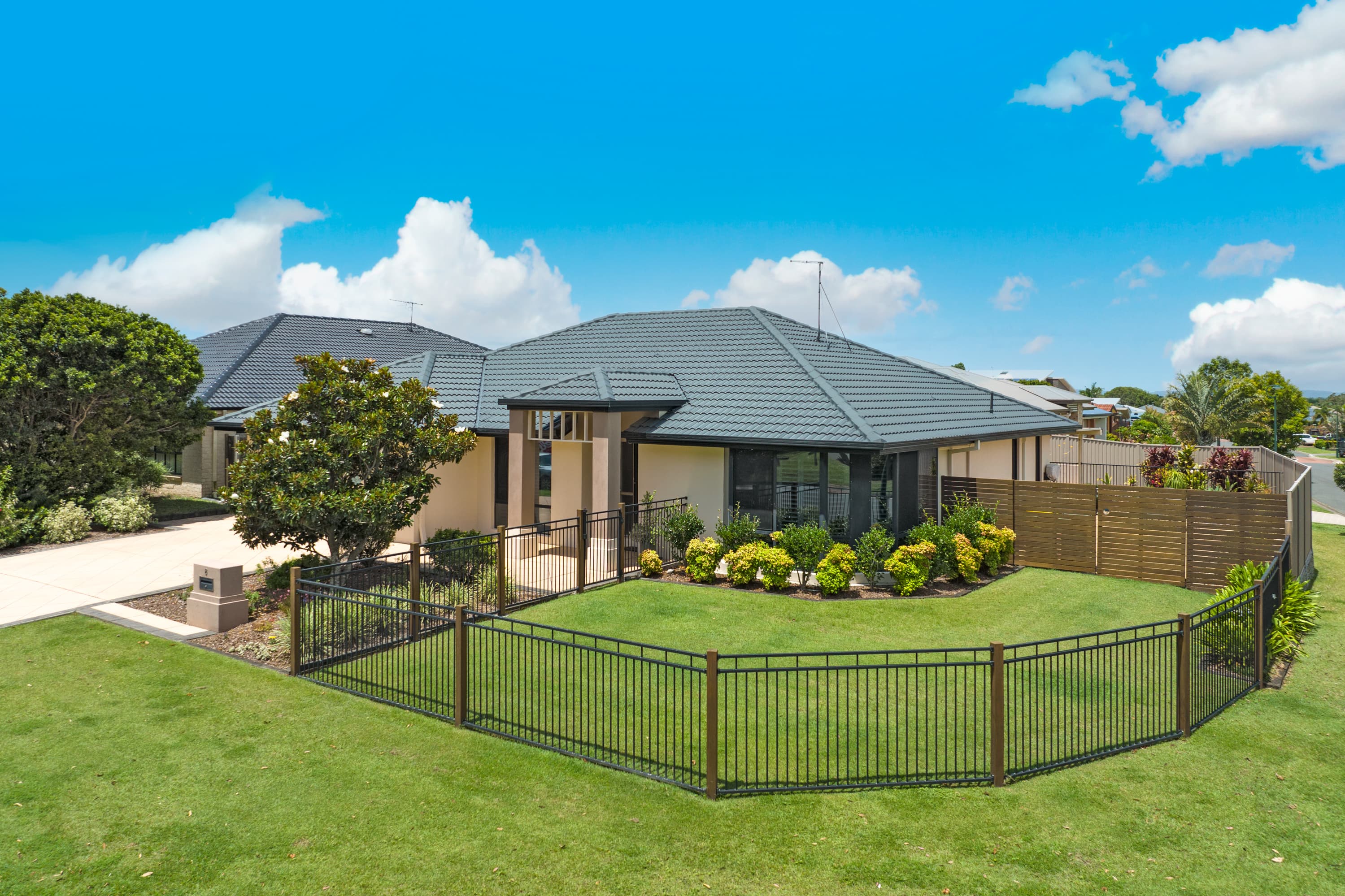 8 Conley Avenue, Thornlands, Thornlands - Thumbnail 2