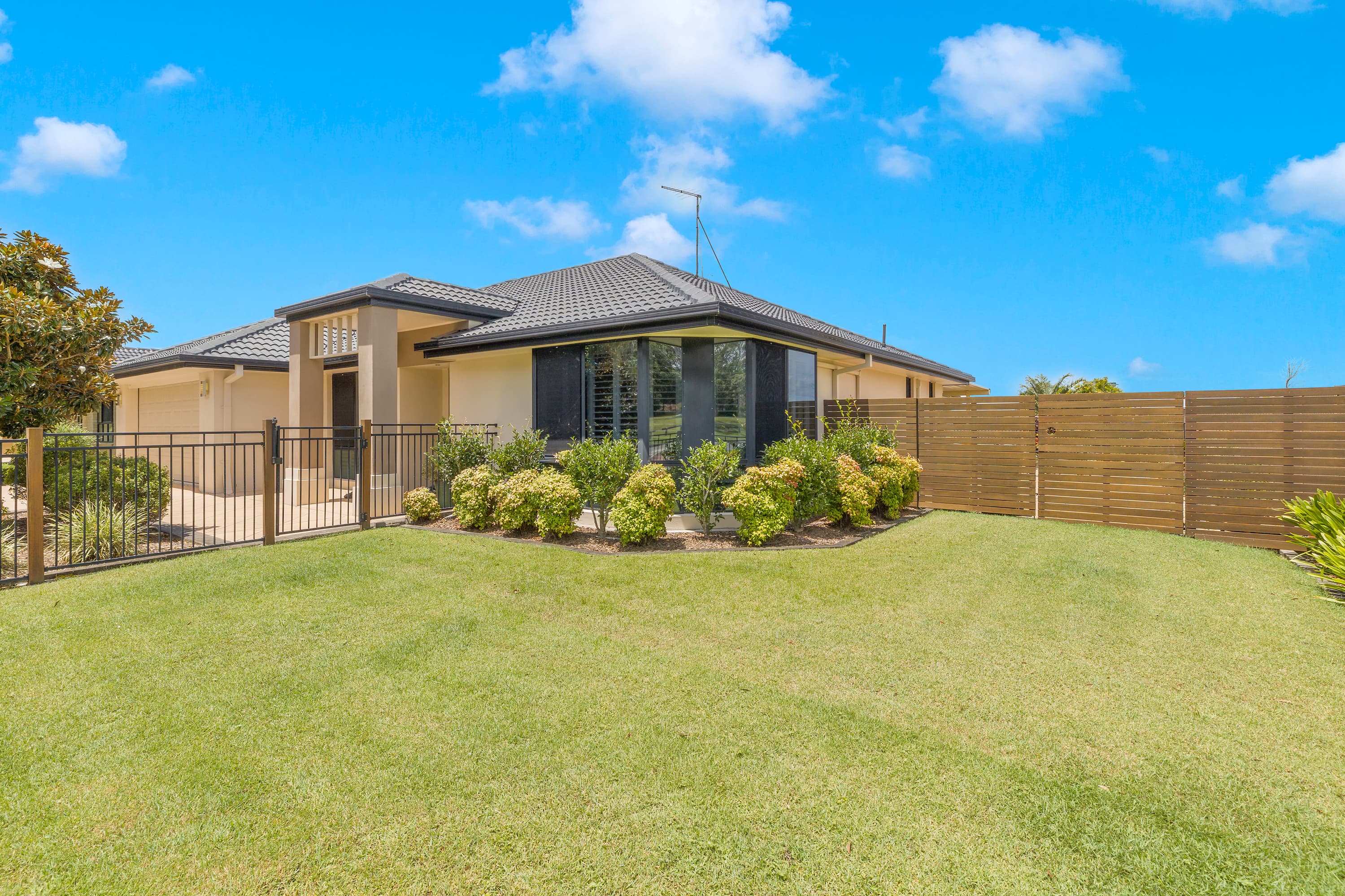 8 Conley Avenue, Thornlands, Thornlands - Thumbnail 3