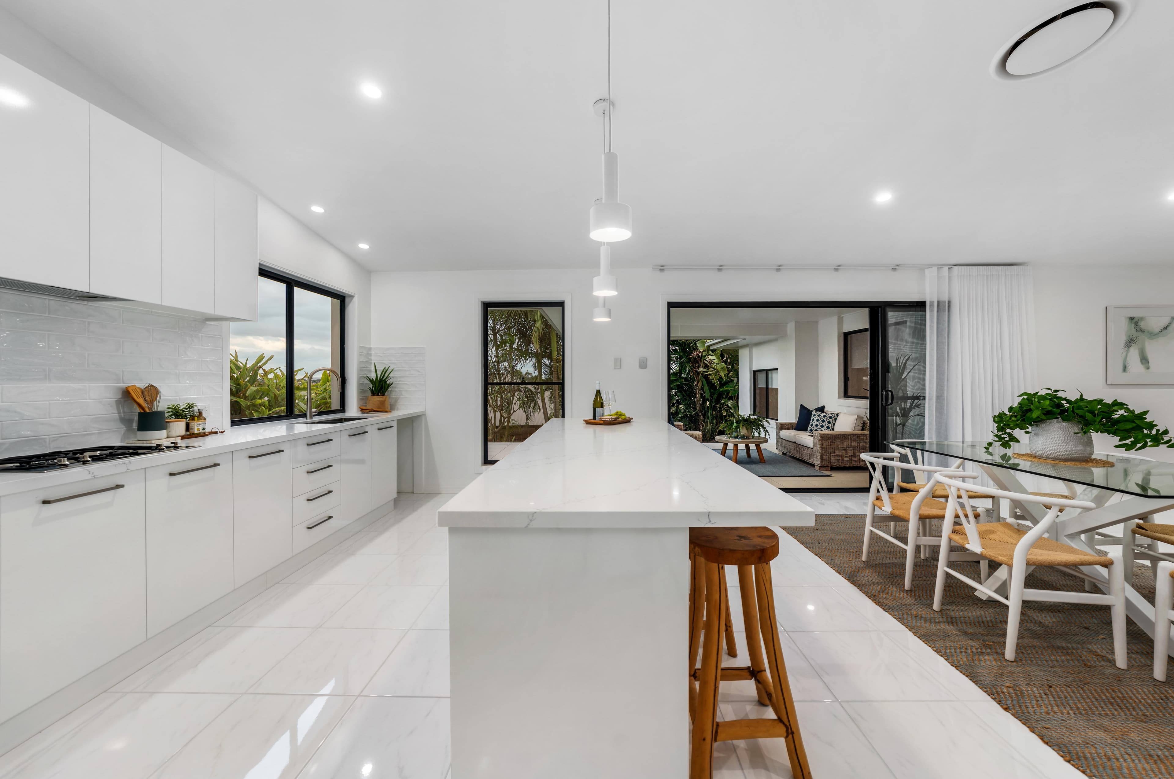15 Cypress Street, Redland Bay, Redland Bay - Thumbnail 4