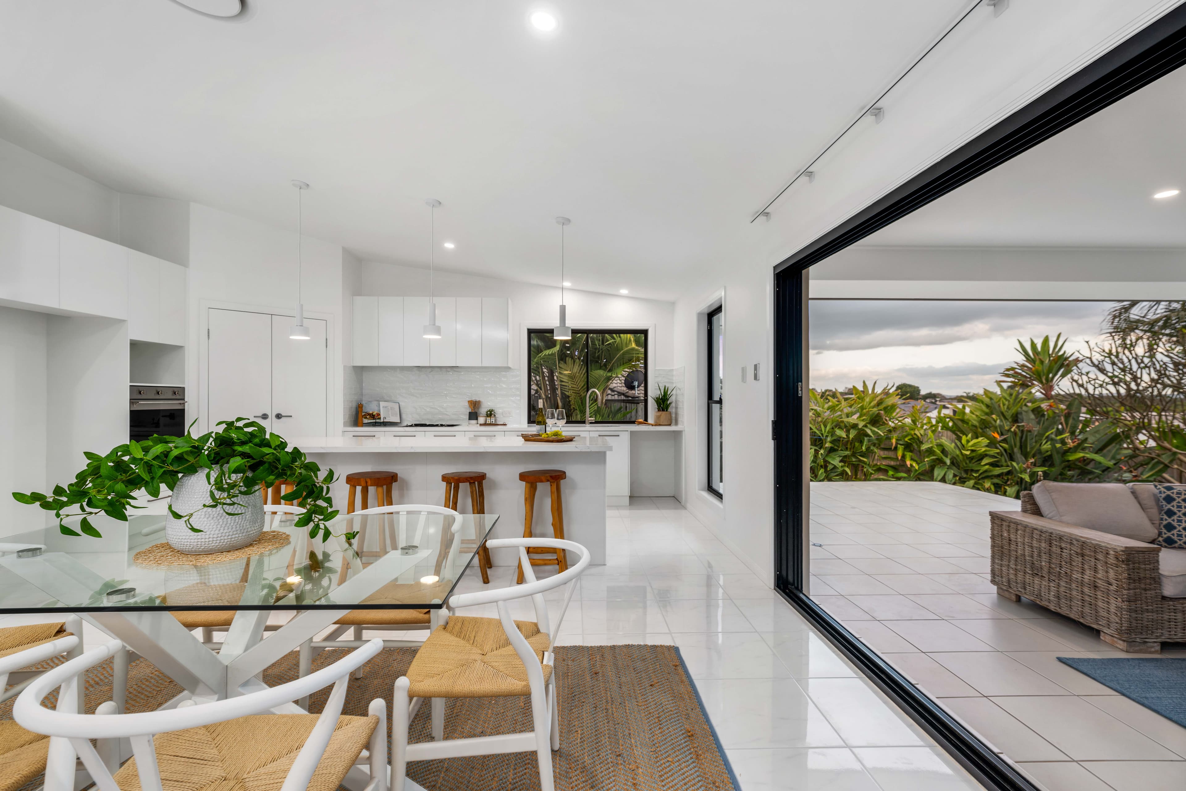 15 Cypress Street, Redland Bay, Redland Bay - Thumbnail 8