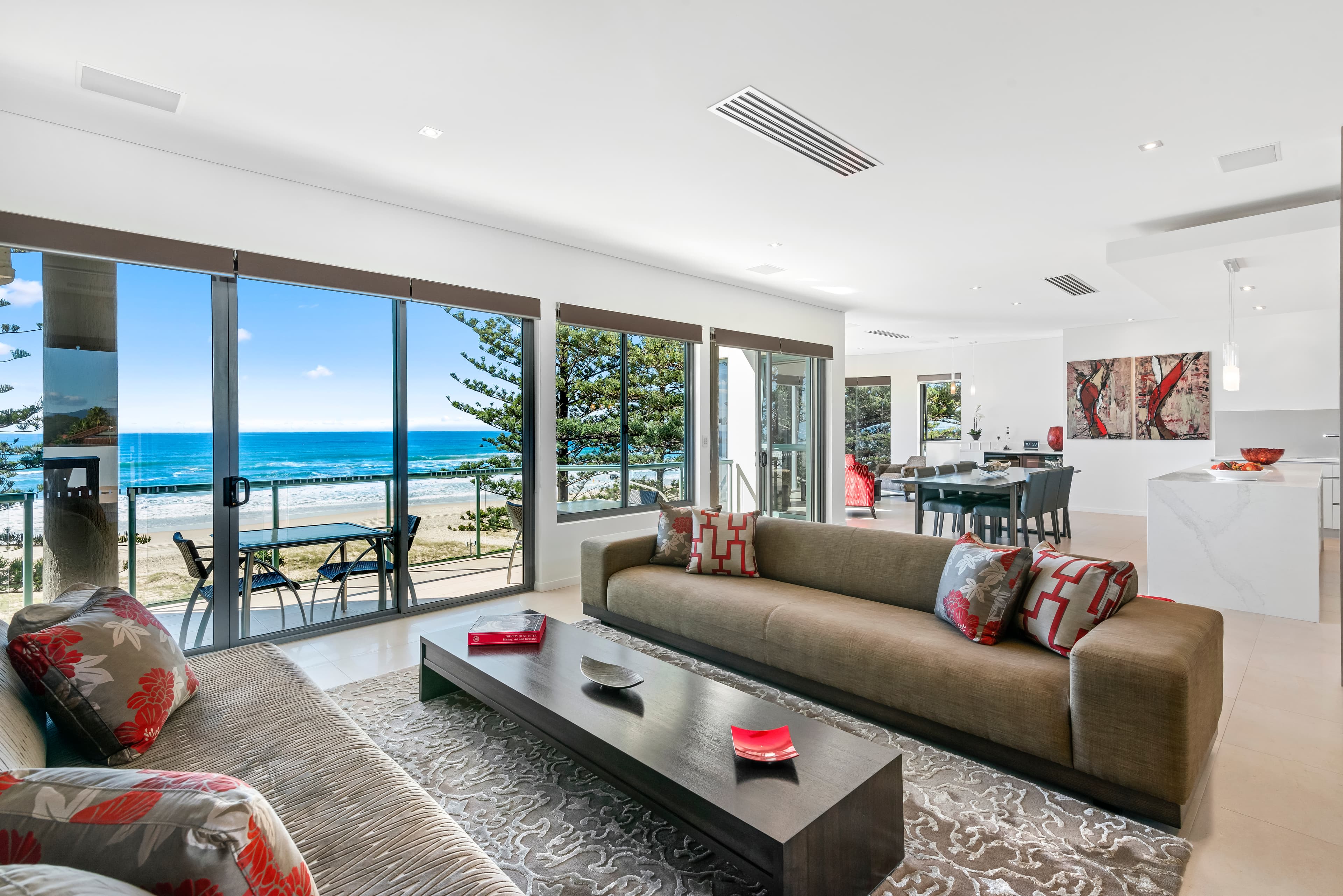 18/28 Marine Parade, Miami, Miami - Thumbnail 2