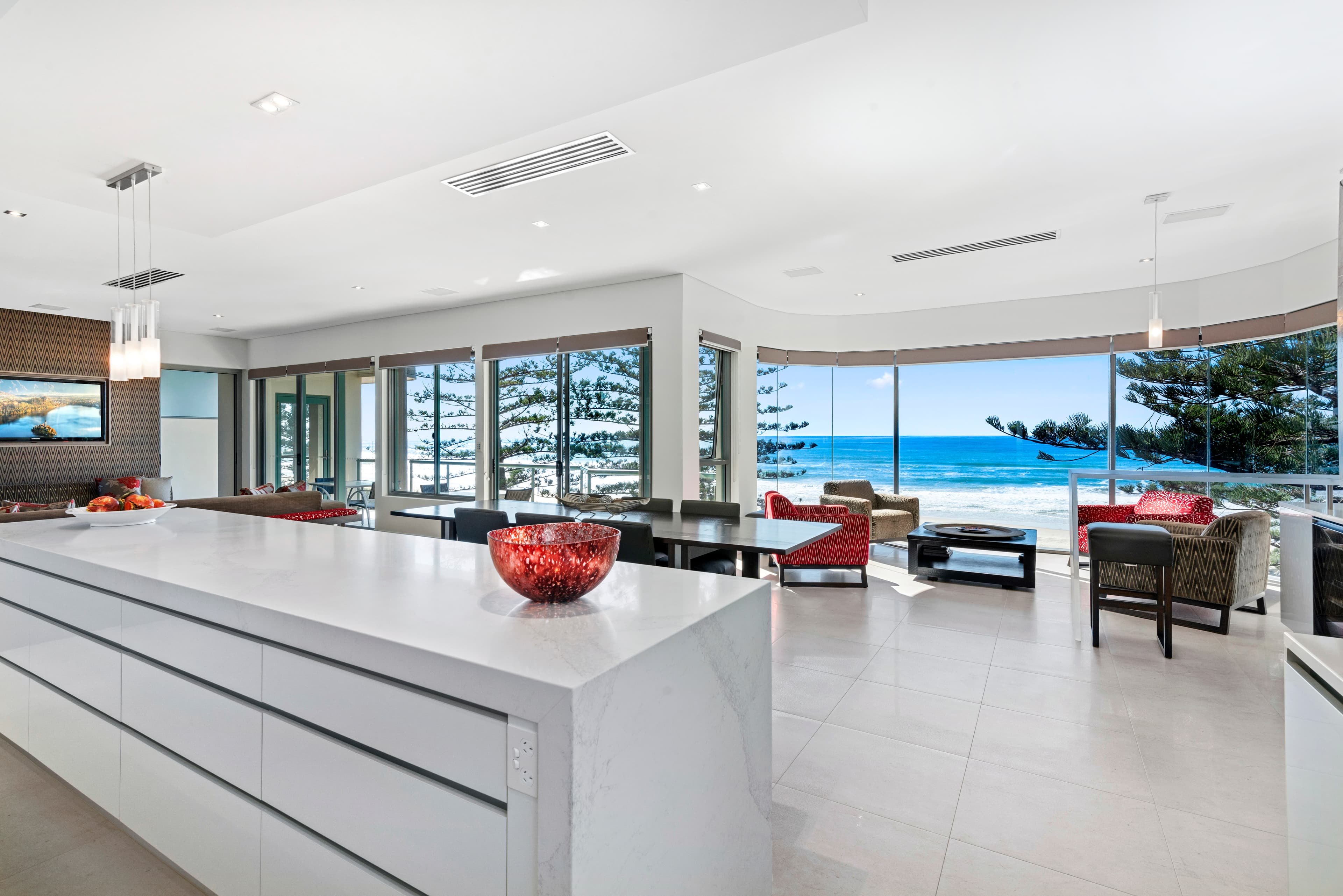 18/28 Marine Parade, Miami, Miami - Thumbnail 3