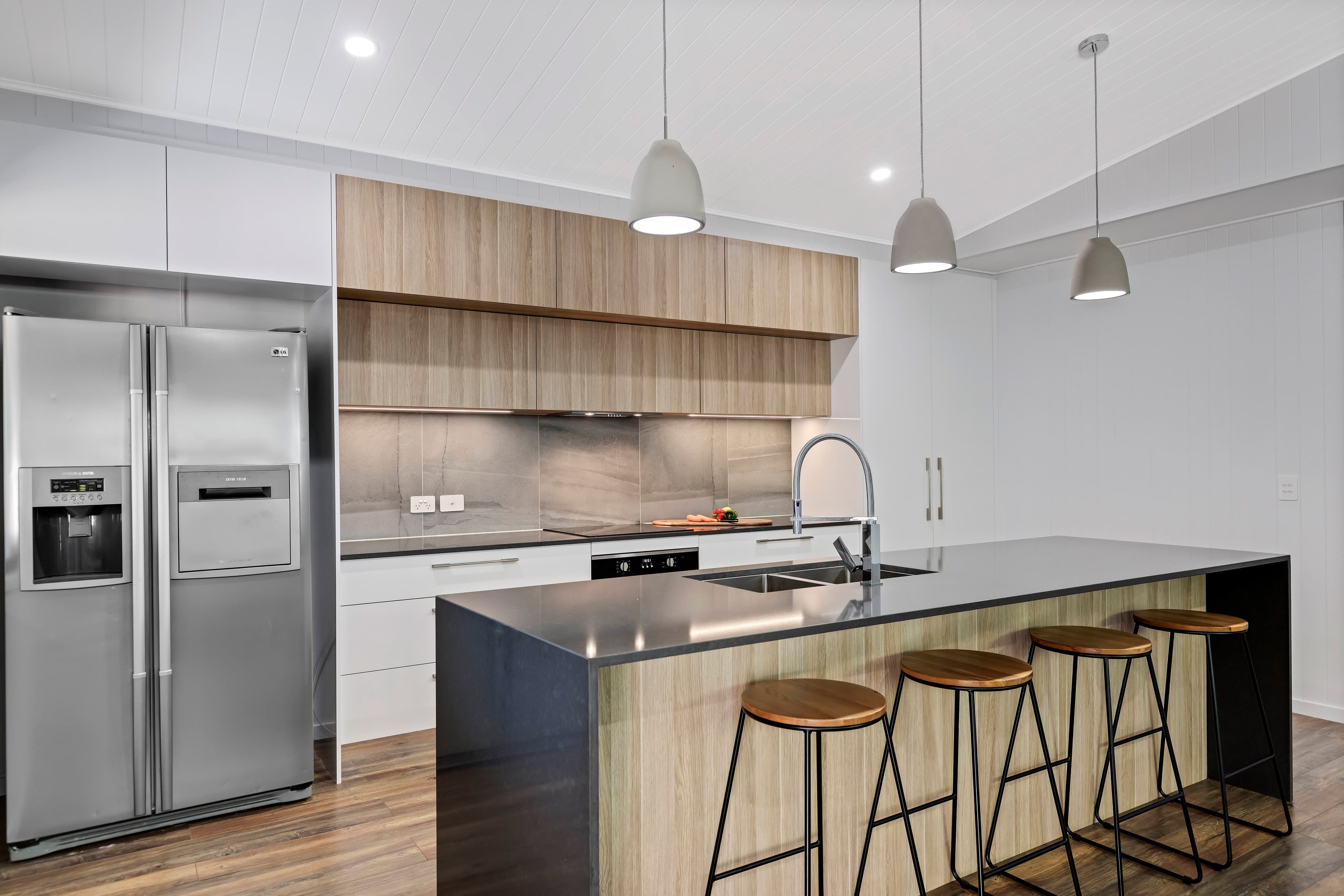 1250 Anzac Avenue, Kallangur, Kallangur - Thumbnail 3