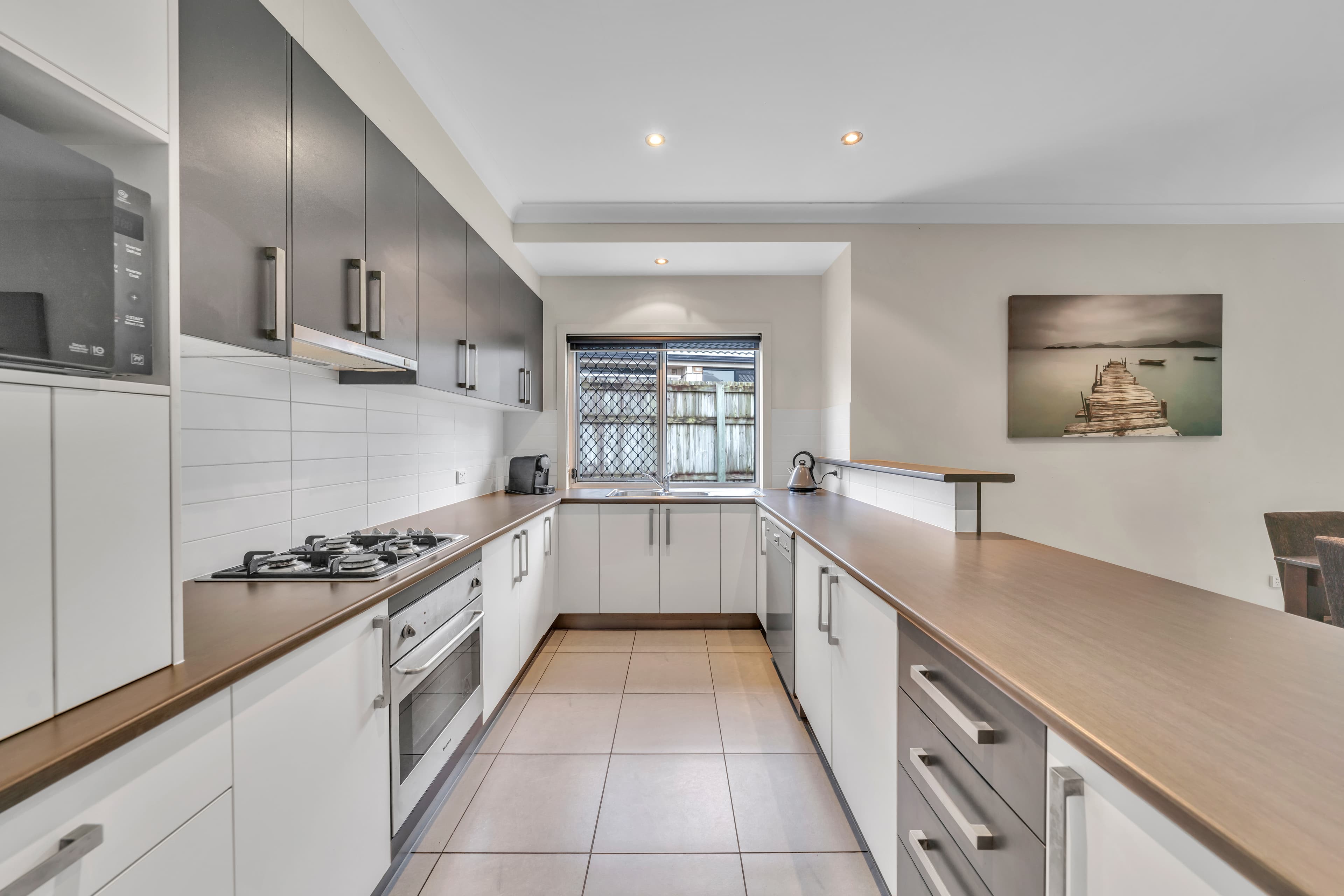 46 Ebony Crescent, Redland Bay, Redland Bay - Thumbnail 3