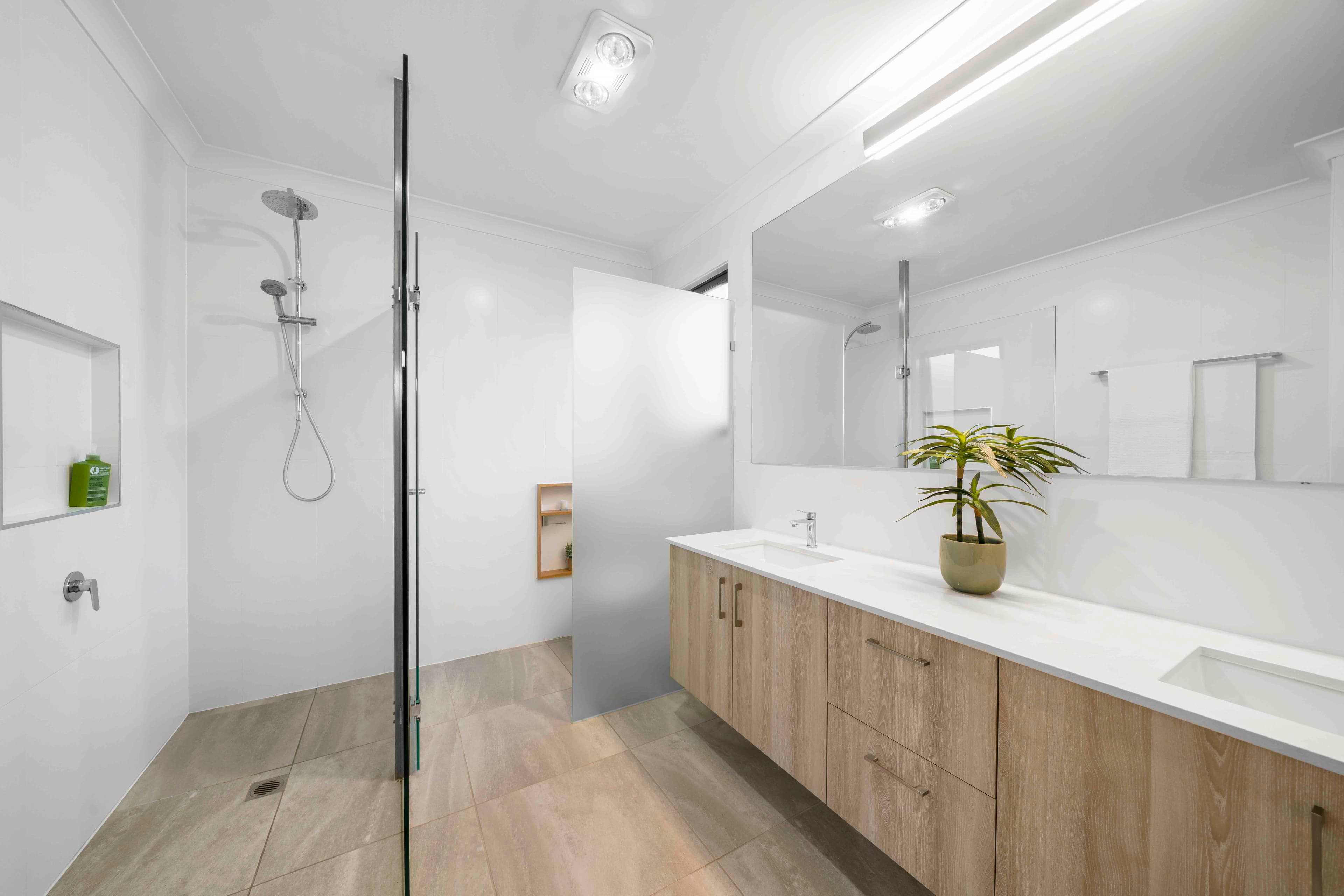 16 O'Connell Parade, Wellington Point, Wellington Point - Thumbnail 7