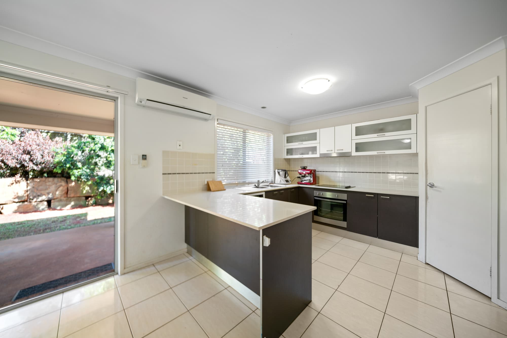 1 Whitsunday Place, Redland Bay, Redland Bay - Thumbnail 3