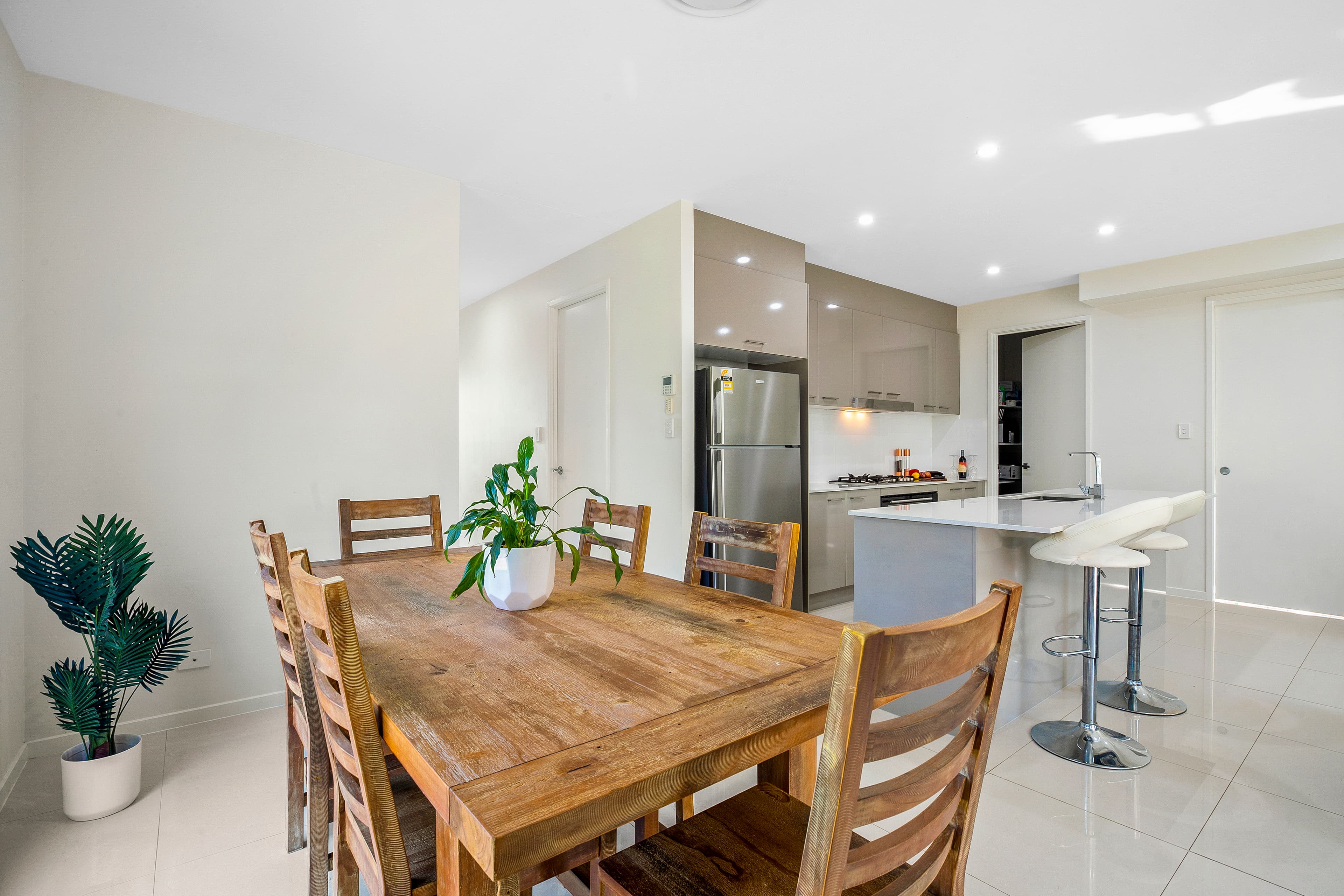 9 Causeway Court, Mountain Creek, Mountain Creek - Thumbnail 8