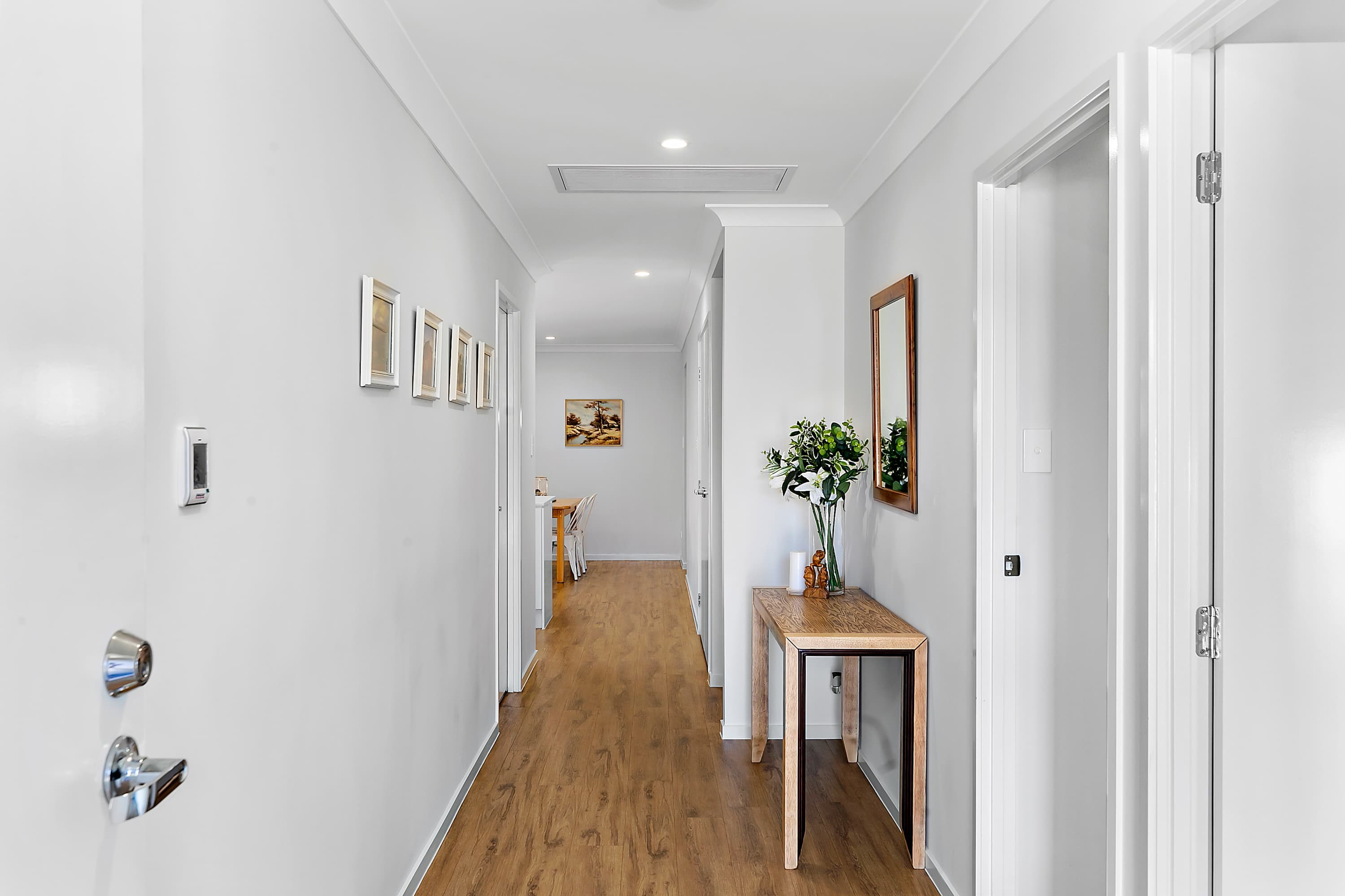 16 Shoalwater Street, Thornlands, Thornlands - Thumbnail 2