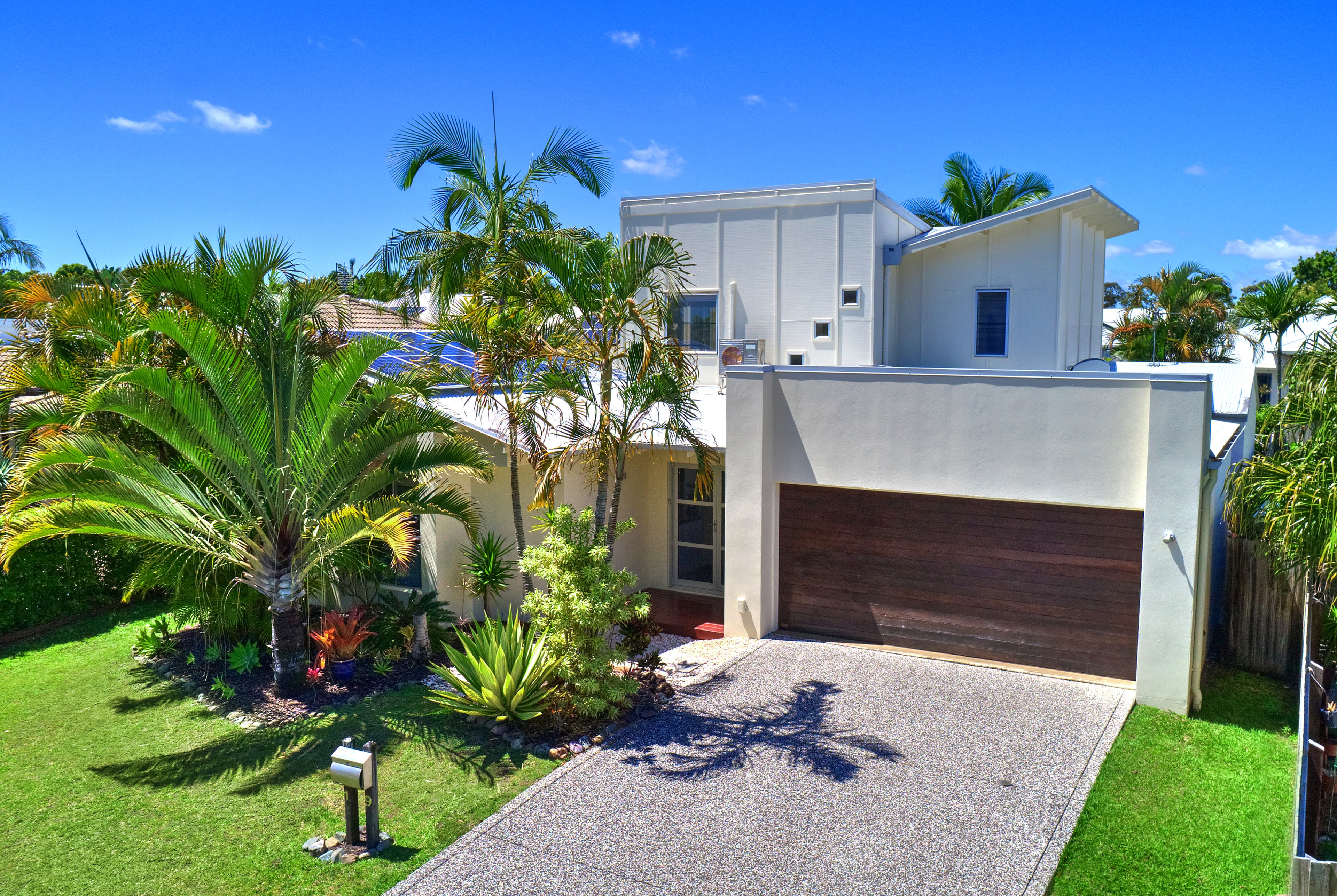 19 The Avenue, Peregian Springs, Peregian Springs - Thumbnail 2