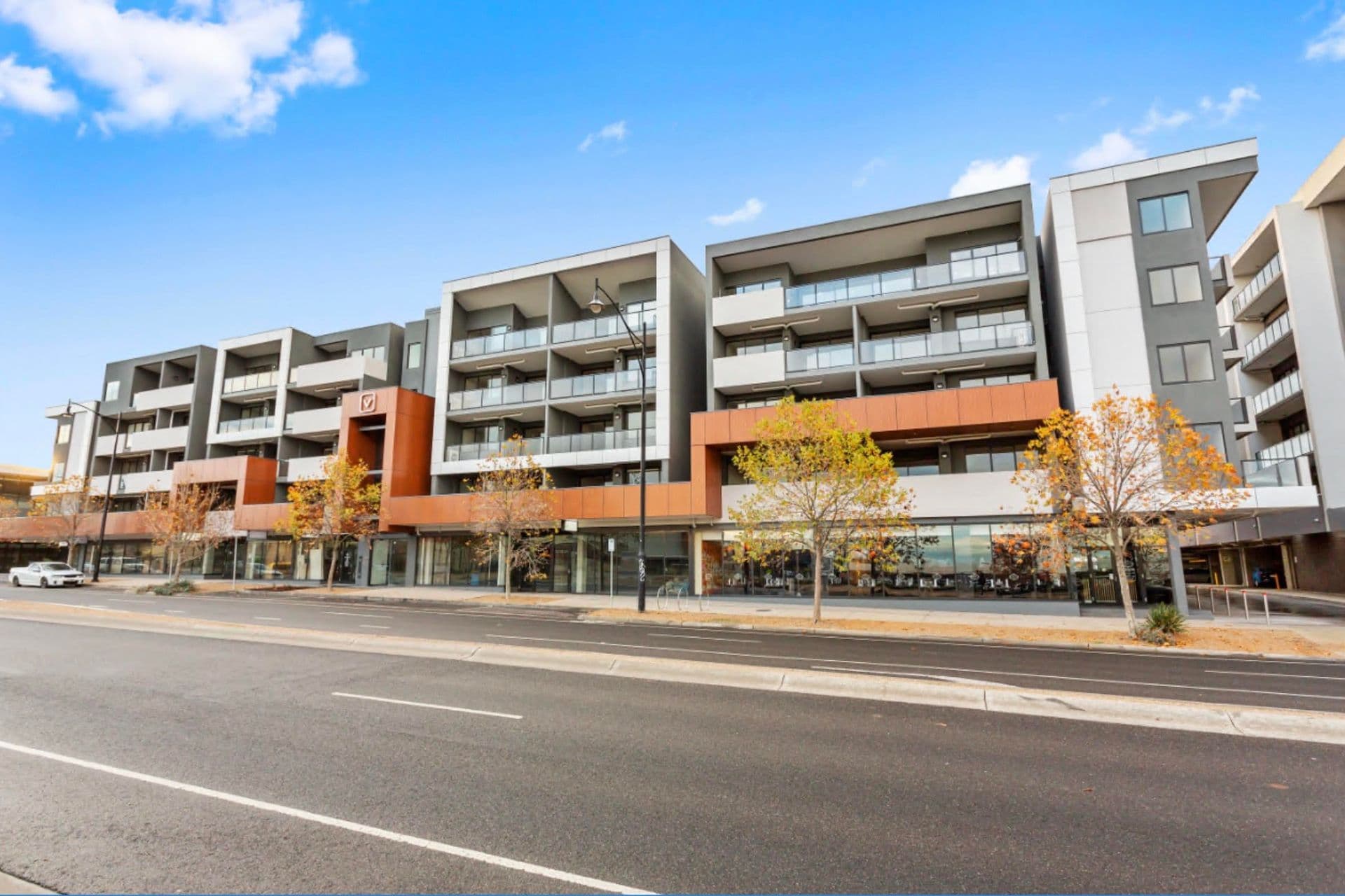 410/9 Commercial Road, Caroline Springs, Caroline Springs - Thumbnail 2