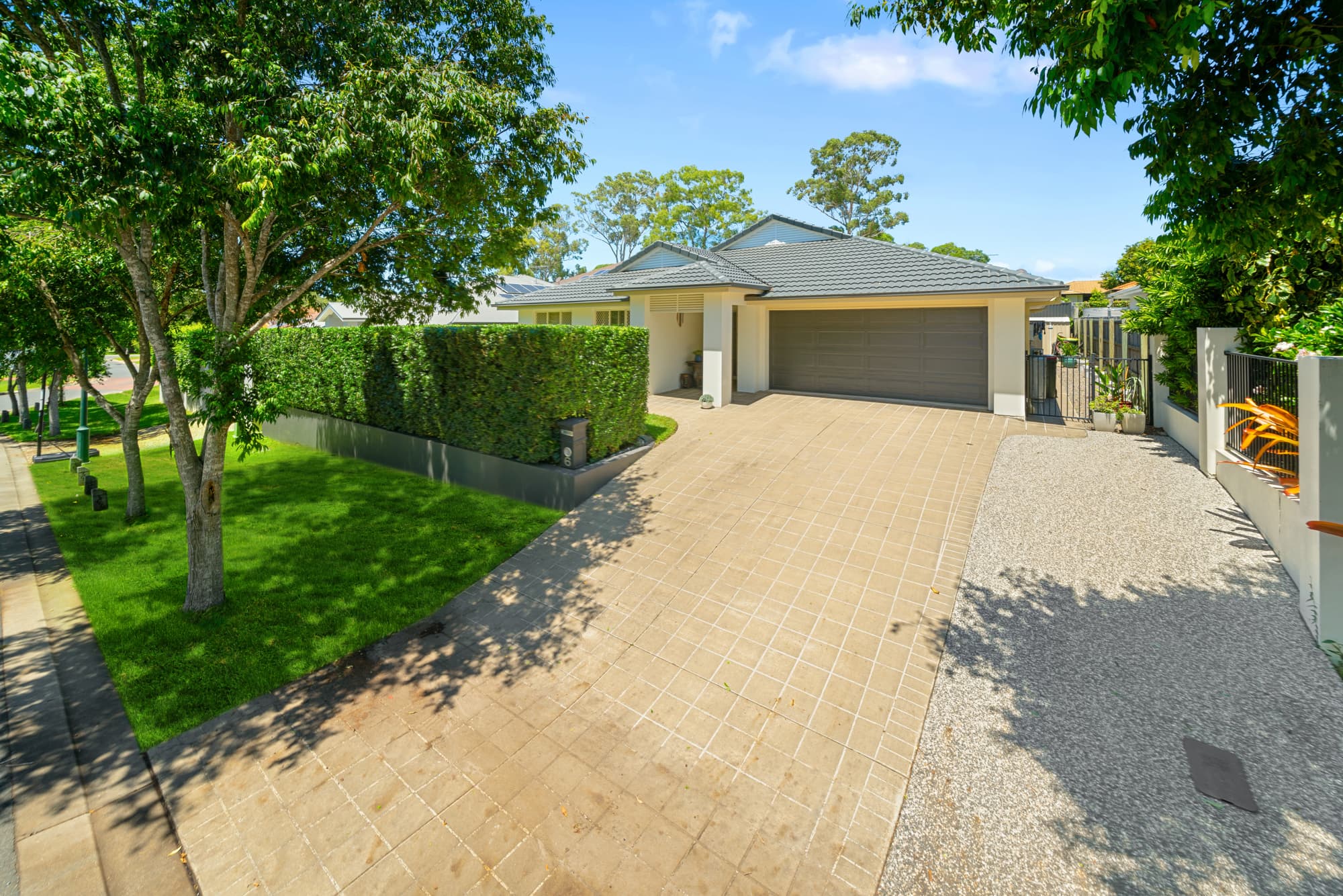 6 Creswick Close, Manly West, Manly West - Image 1
