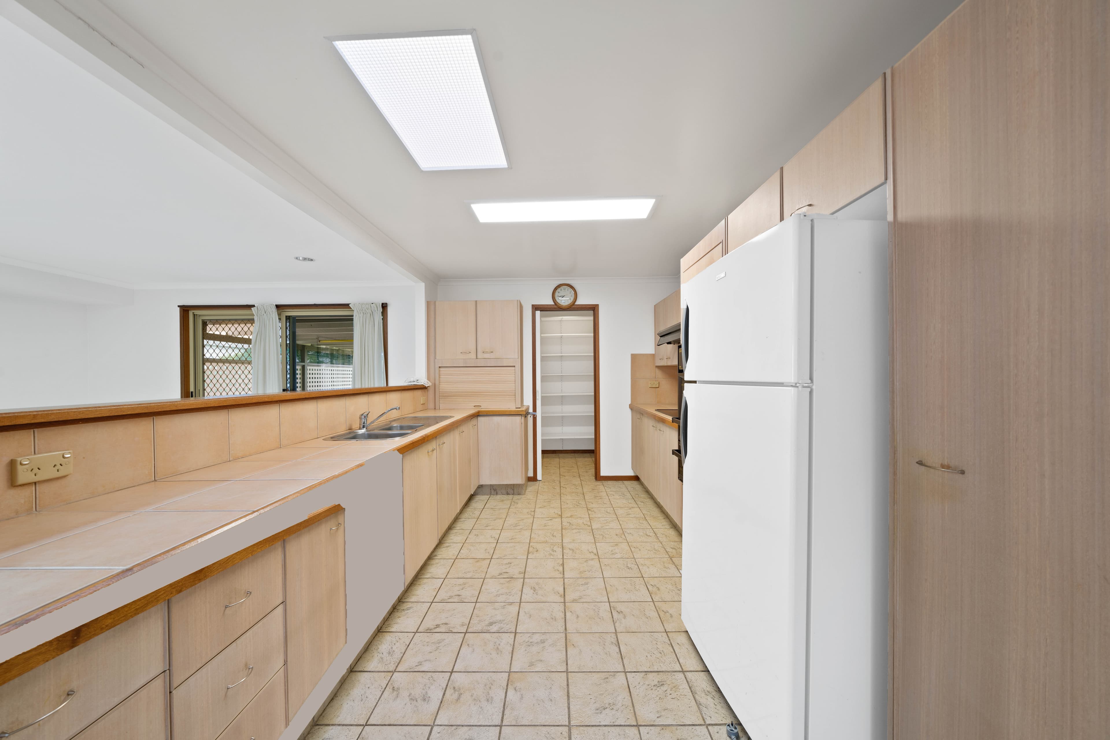 43 Coreen Street, Wynnum, Wynnum - Thumbnail 3