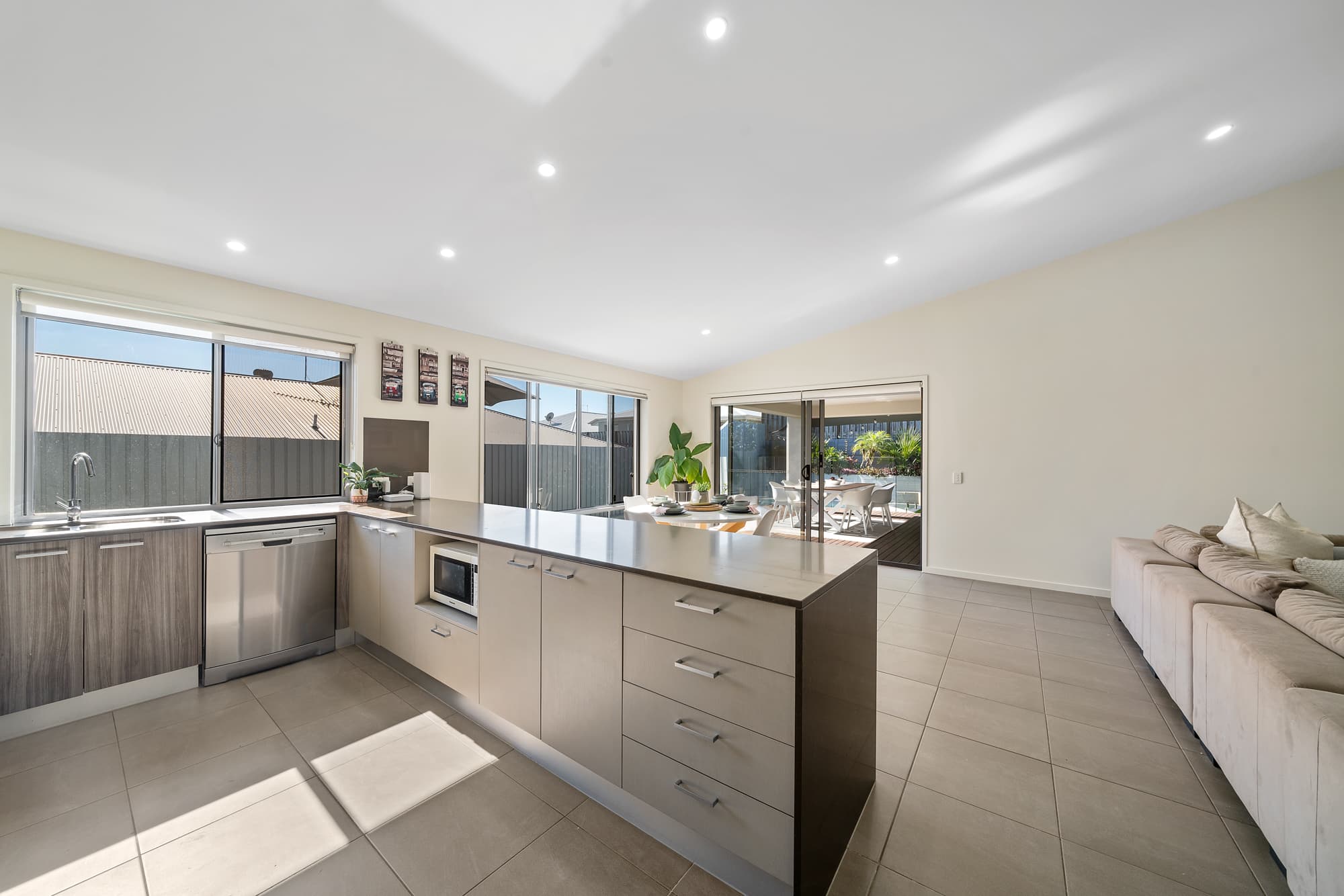 99 Kinross Road, Thornlands, Thornlands - Thumbnail 5