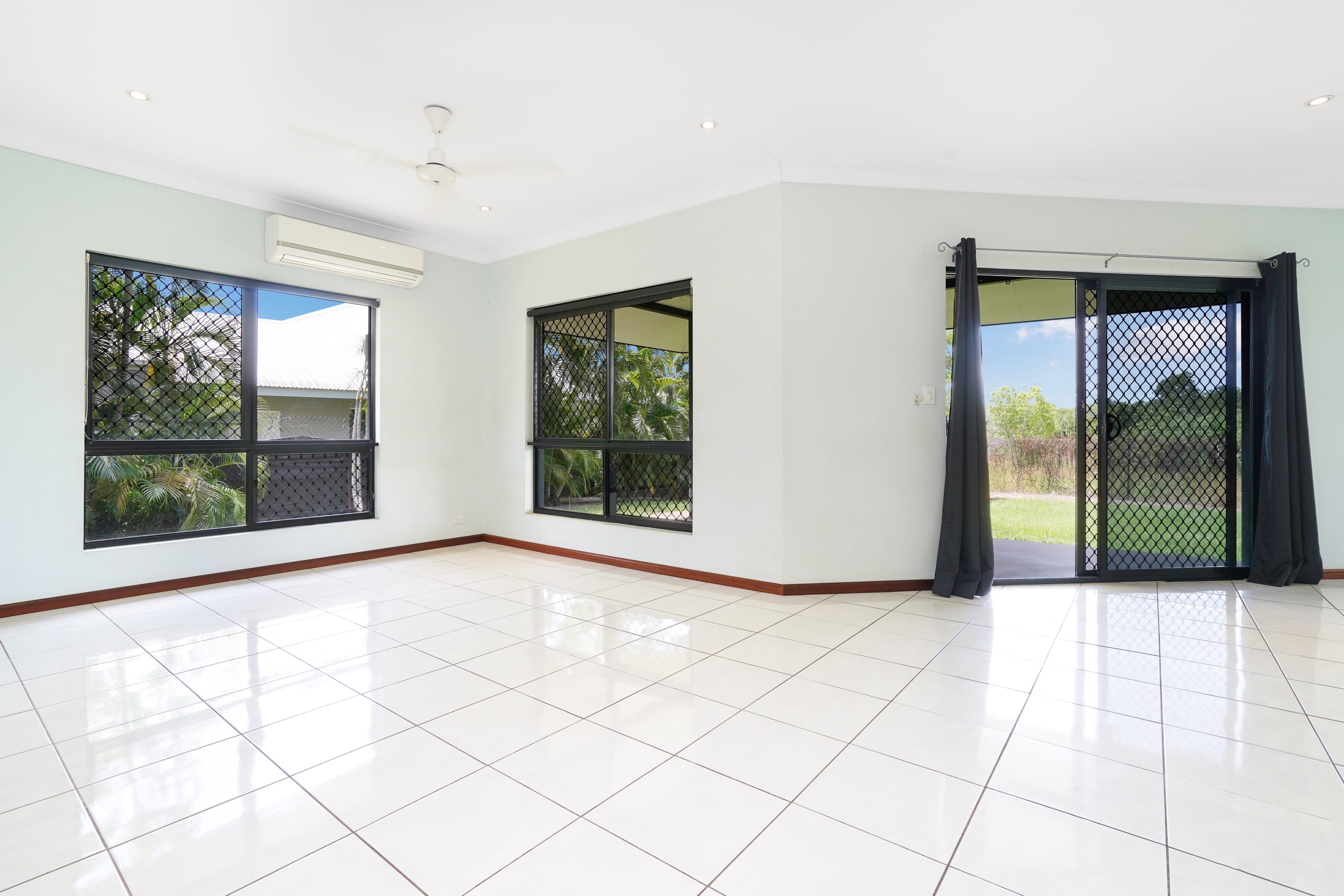 71 Inverway Circuit, Farrar, Farrar - Thumbnail 5