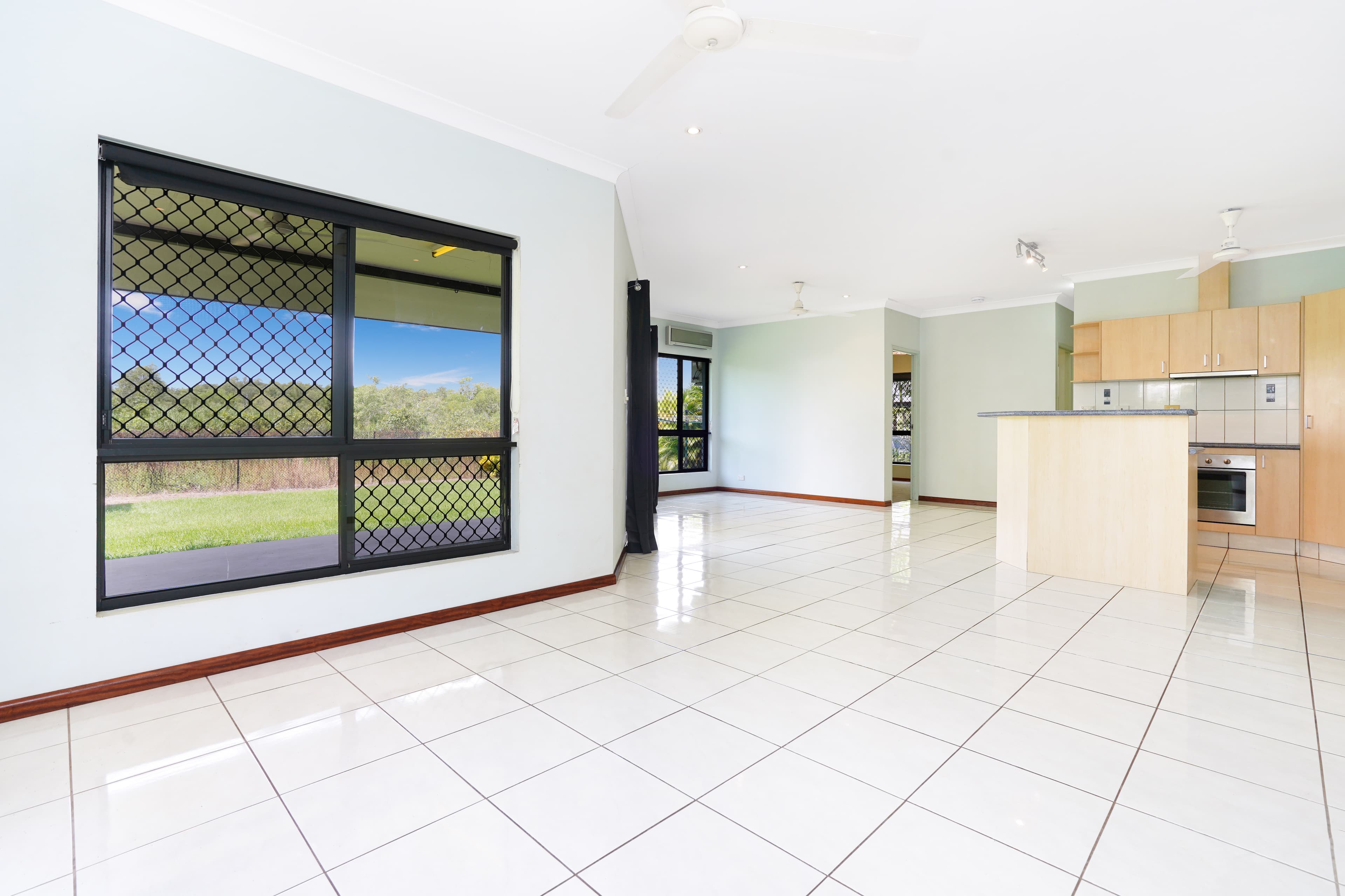 71 Inverway Circuit, Farrar, Farrar - Thumbnail 2