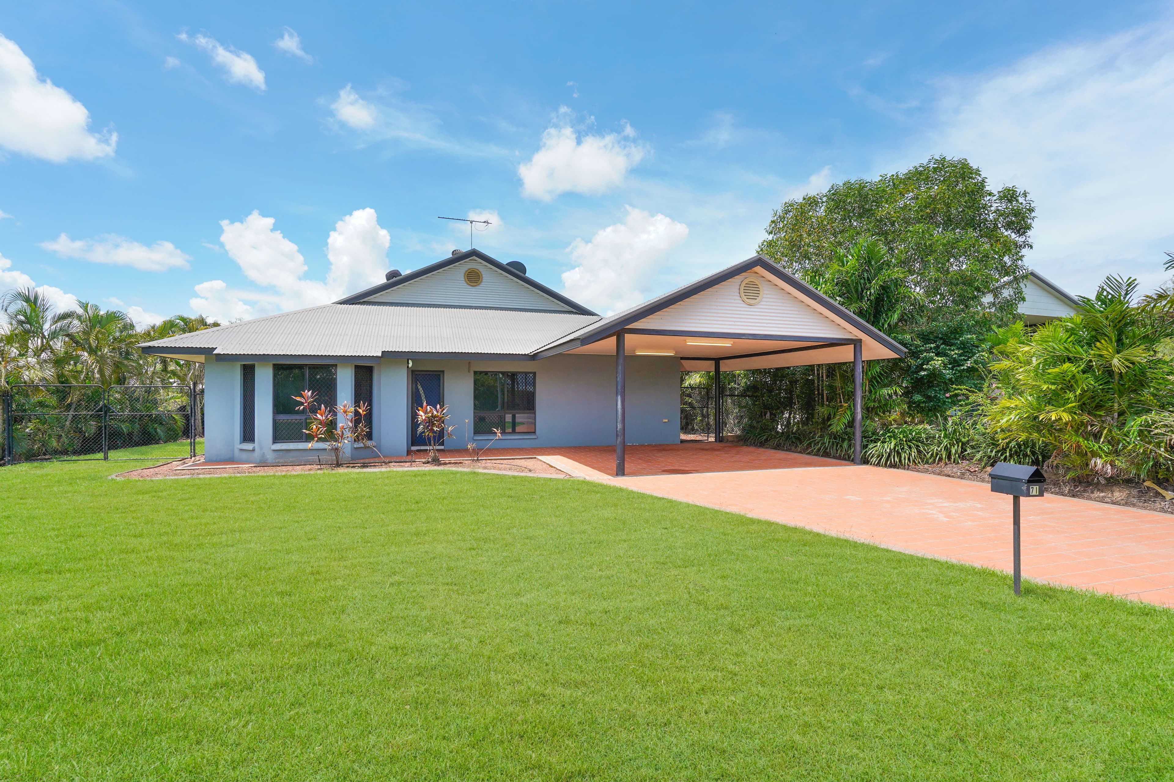 71 Inverway Circuit, Farrar, Farrar - Image 1