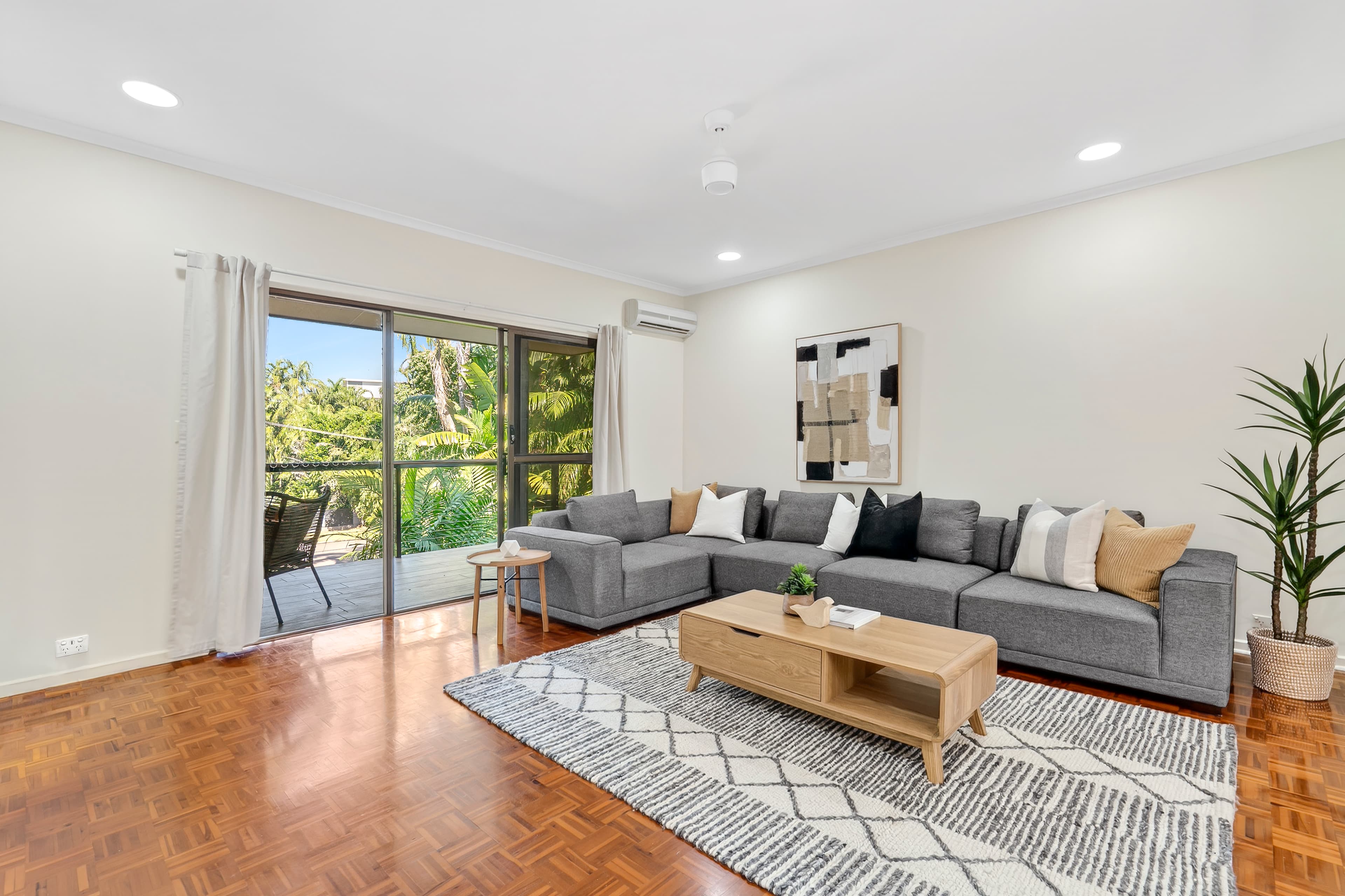 2 Gothenburg Court, Stuart Park, Stuart Park - Thumbnail 7