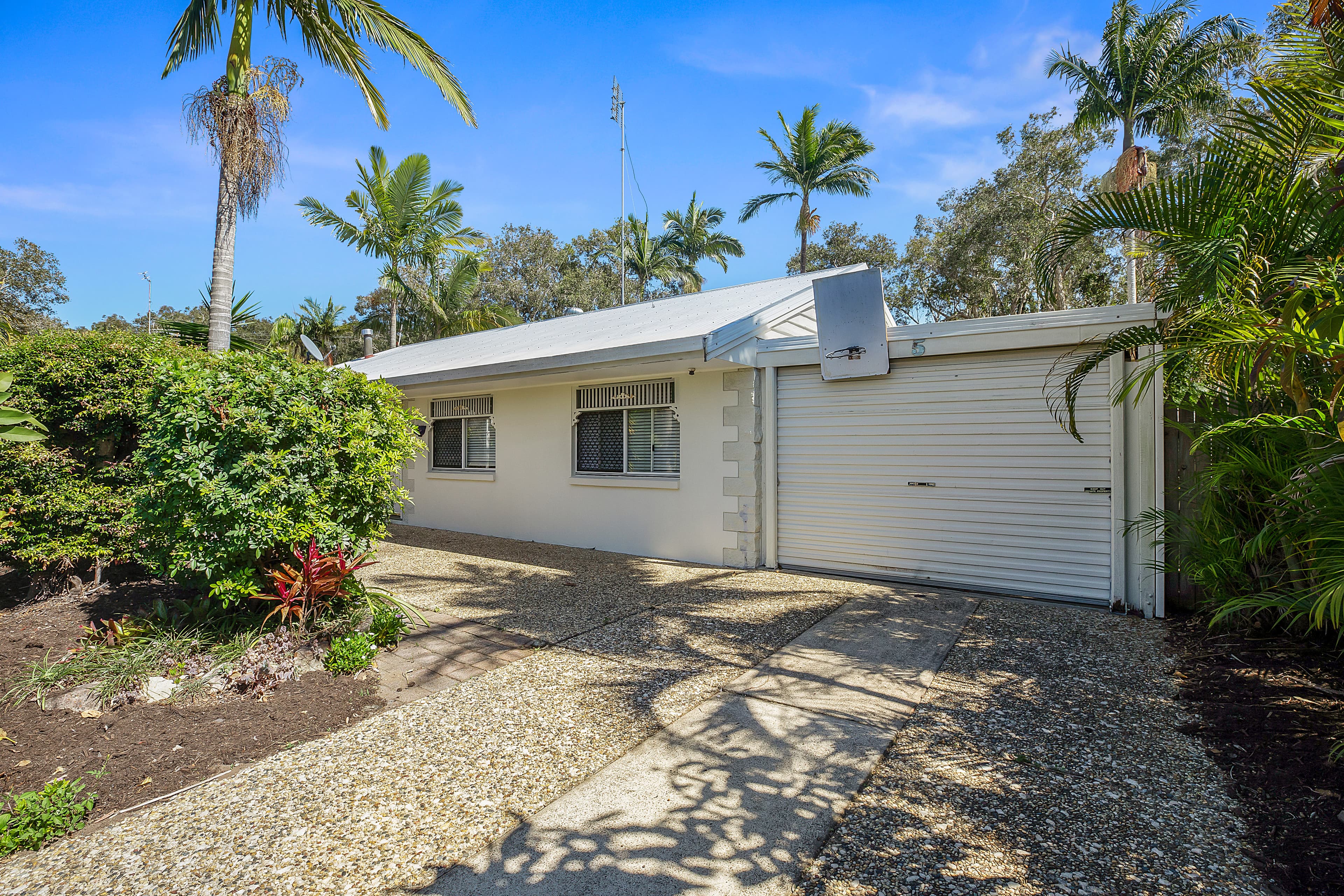 5 Cinnamon Avenue, Coolum Beach, Coolum Beach - Thumbnail 4