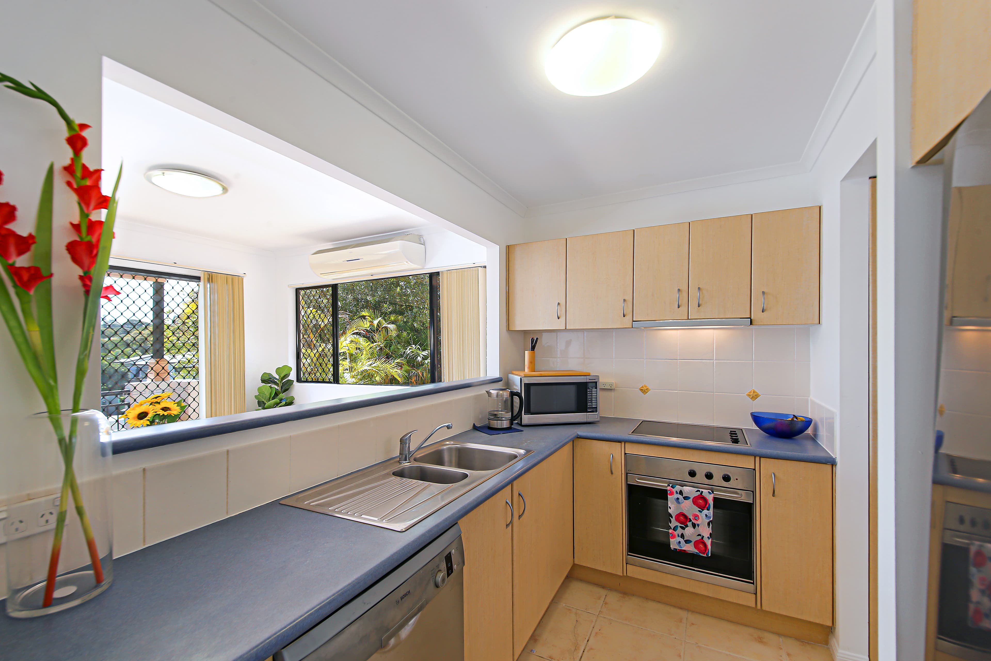 Unit 6/2-4 Beacon Court, Sunrise Beach, Sunrise Beach - Thumbnail 5