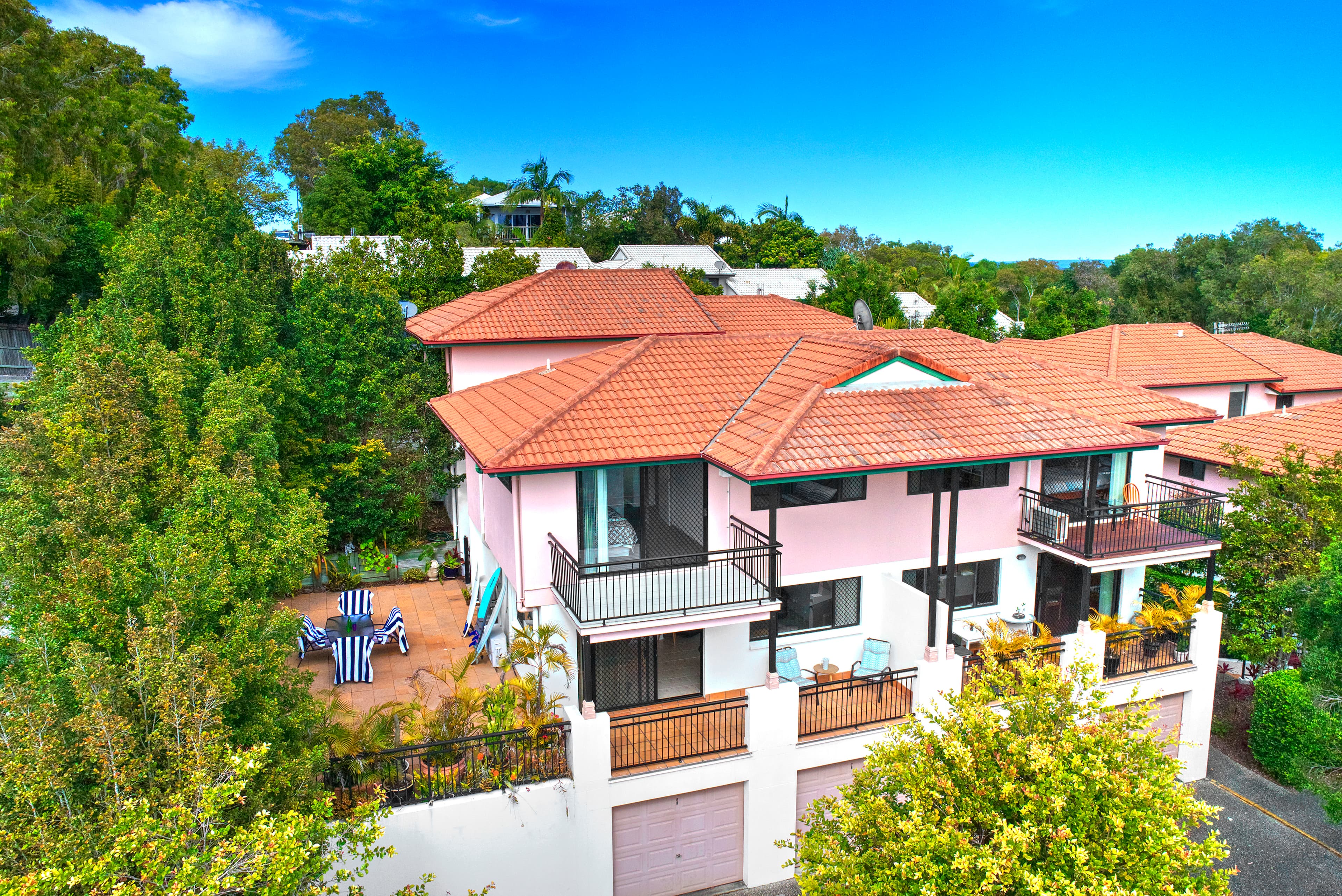 Unit 6/2-4 Beacon Court, Sunrise Beach, Sunrise Beach - Thumbnail 2