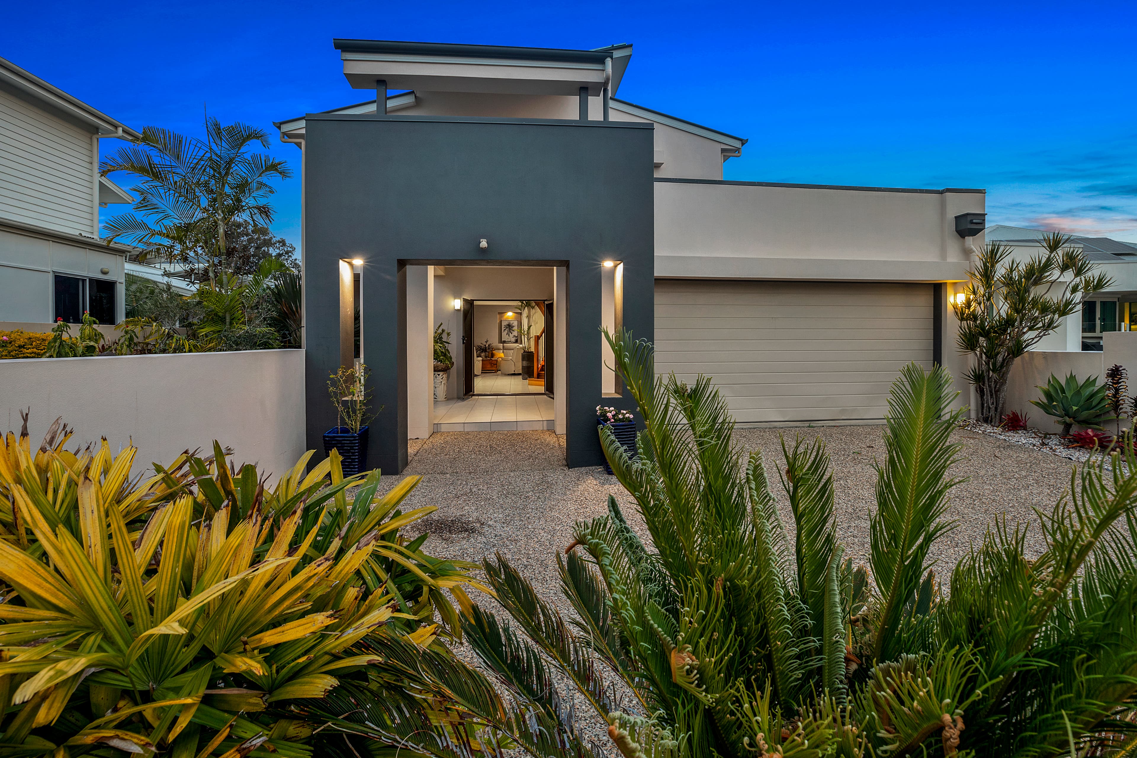 77 Stillwater Drive, Twin Waters, Twin Waters - Thumbnail 2