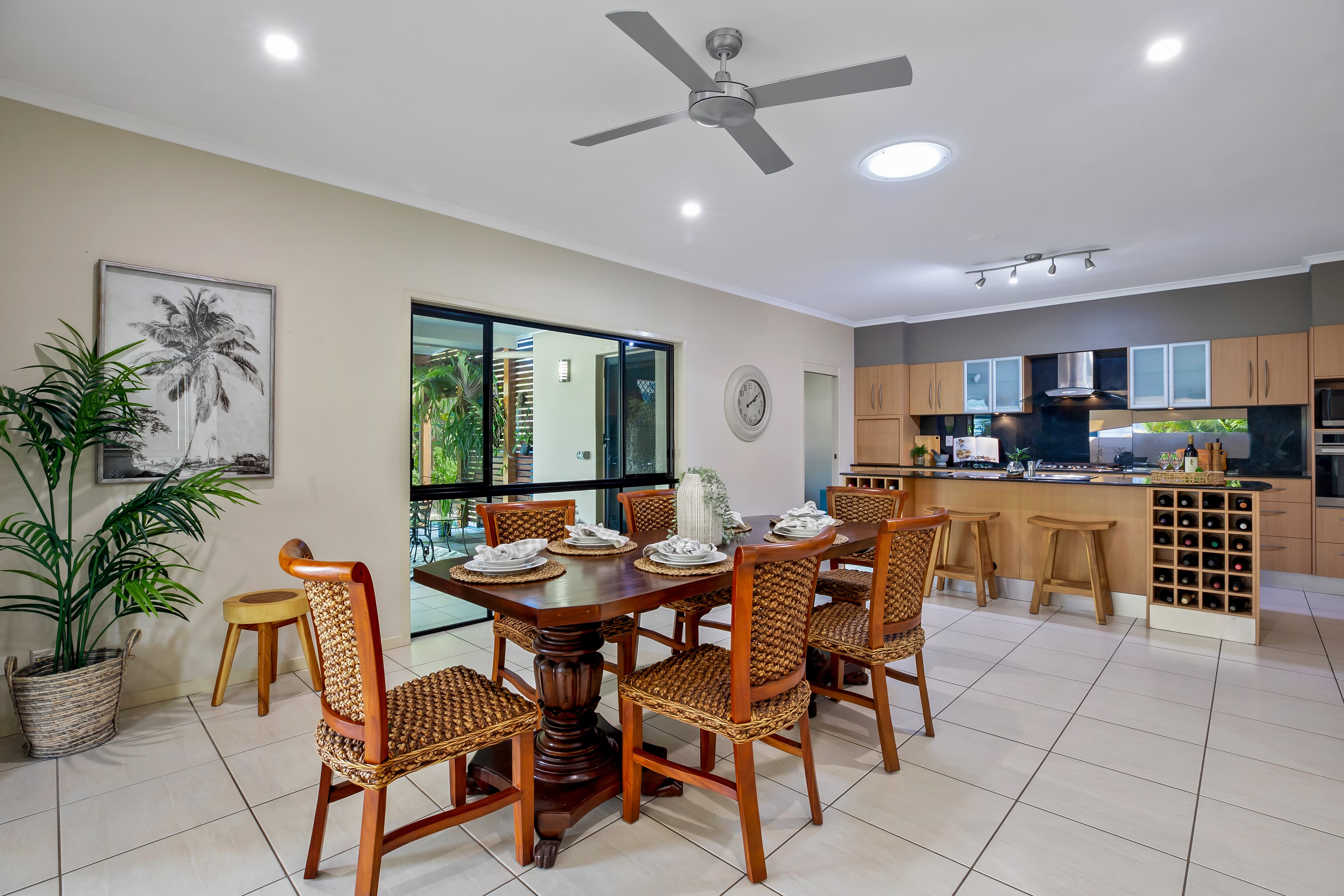 77 Stillwater Drive, Twin Waters, Twin Waters - Thumbnail 4