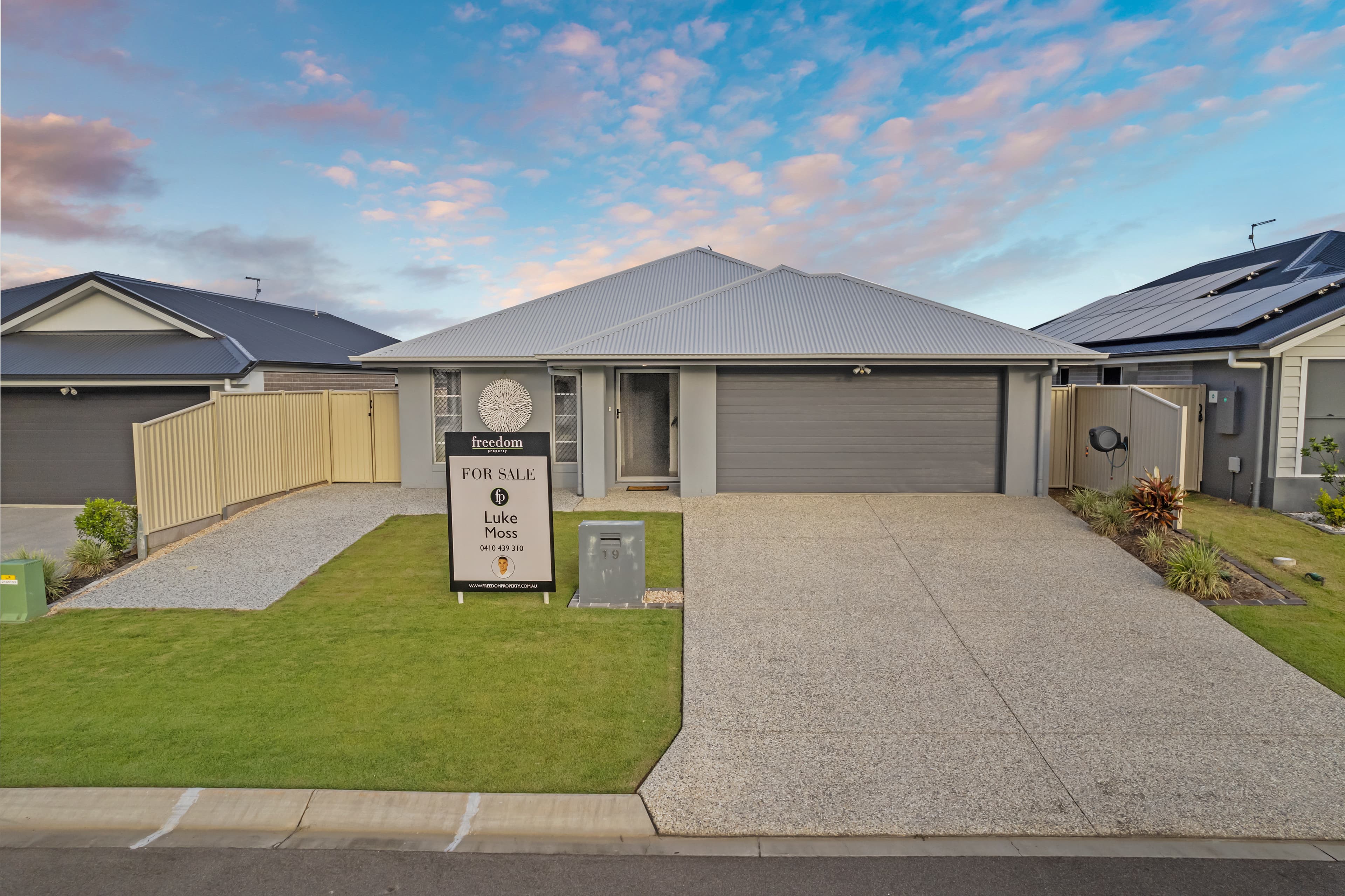 19 Jake Circuit, Redland Bay, Redland Bay - Image 1