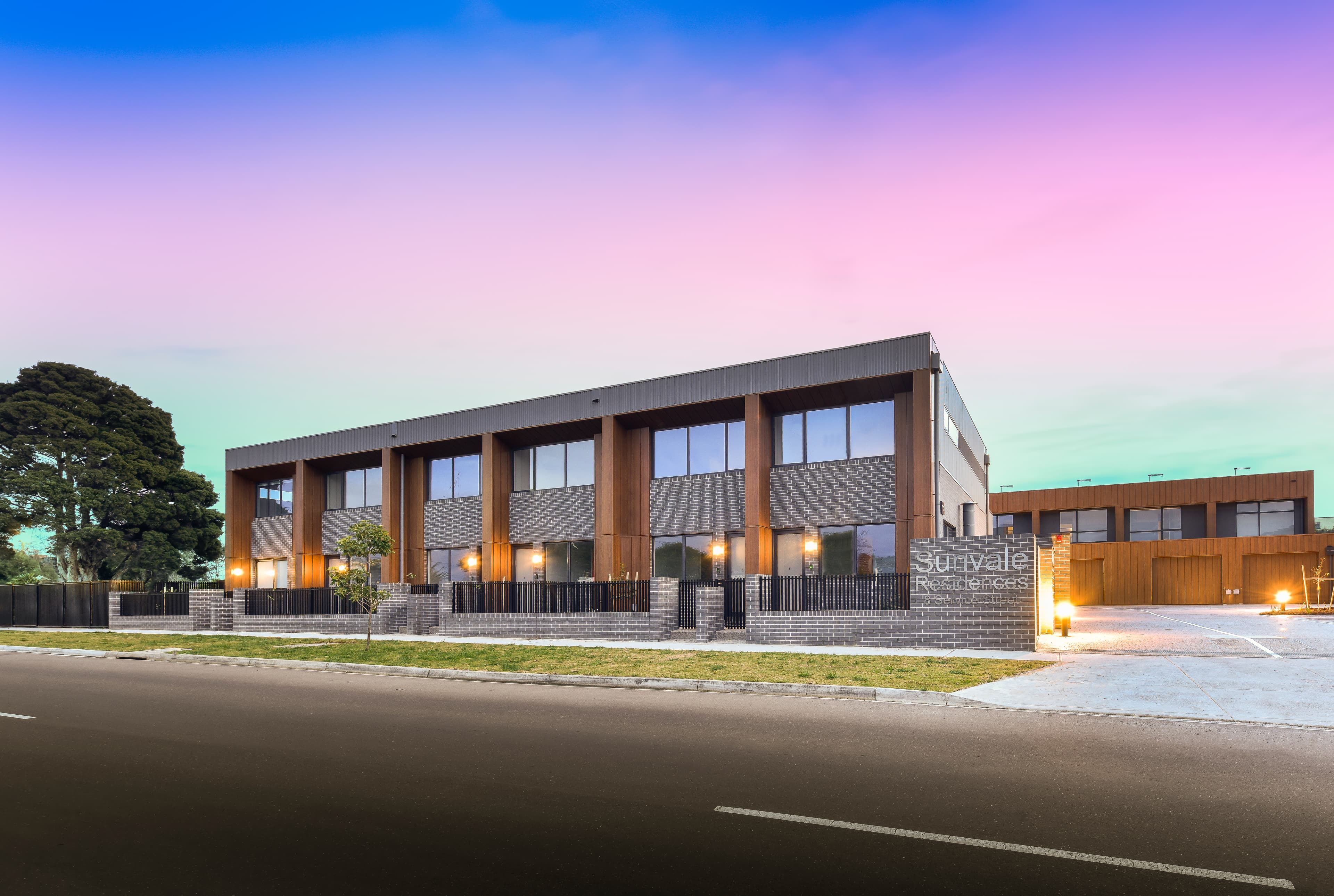 6/8A Service Street, Sunshine, Sunshine - Image 1