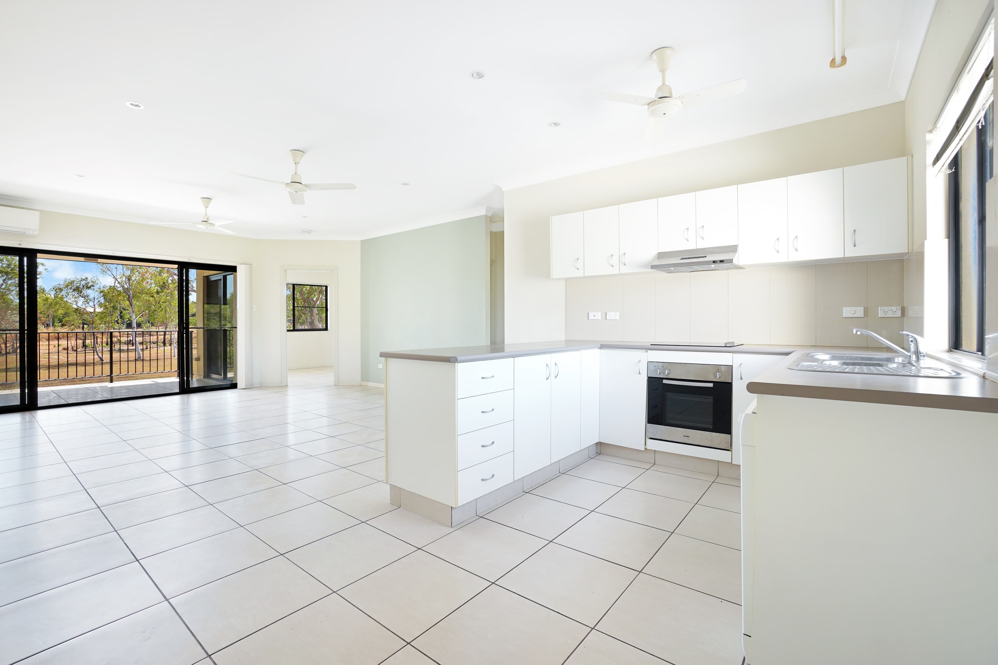 49/6 Wright Crescent, Gray, Gray - Thumbnail 2