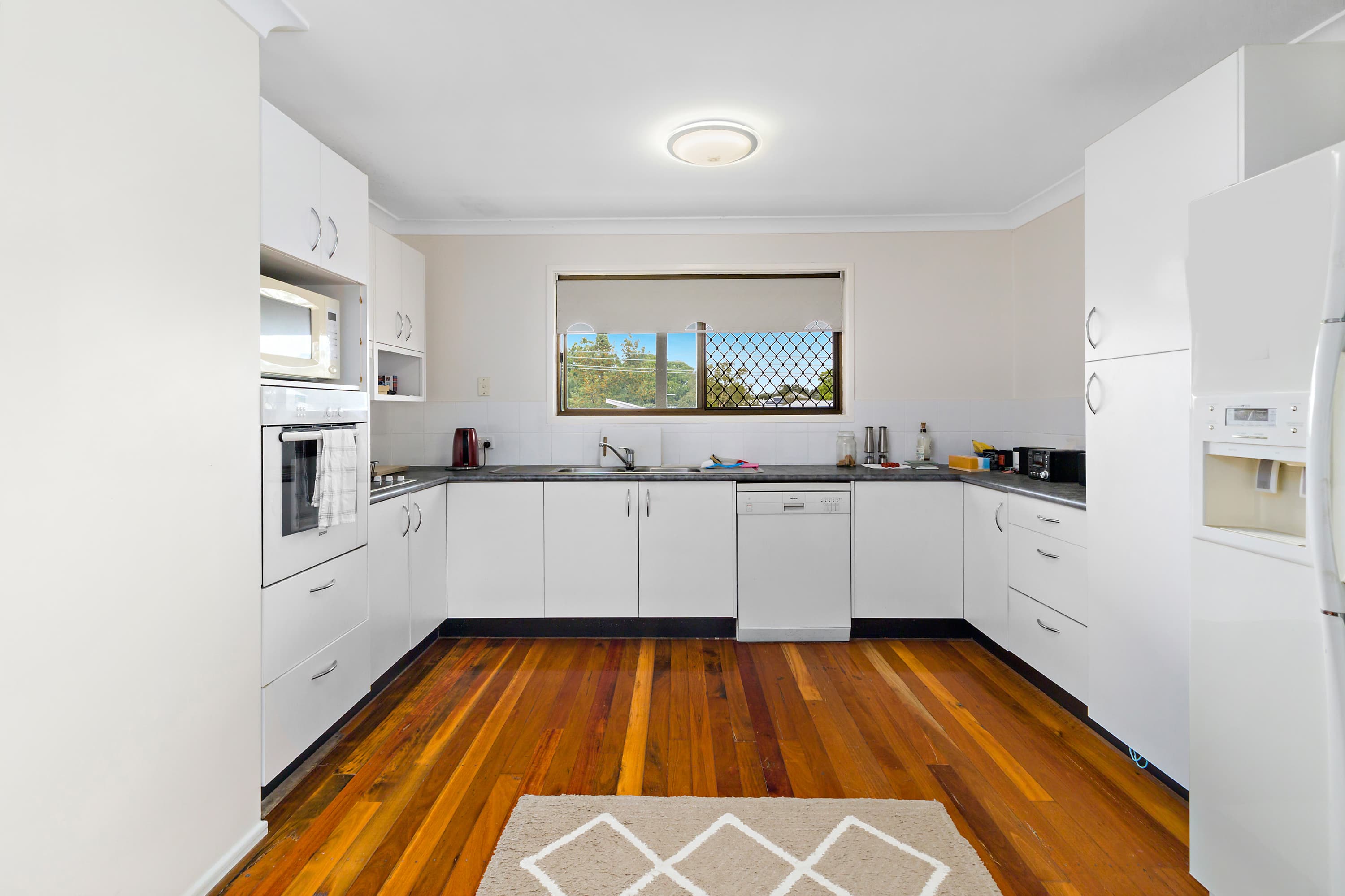 43 Stradbroke Street, Redland Bay, Redland Bay - Thumbnail 2