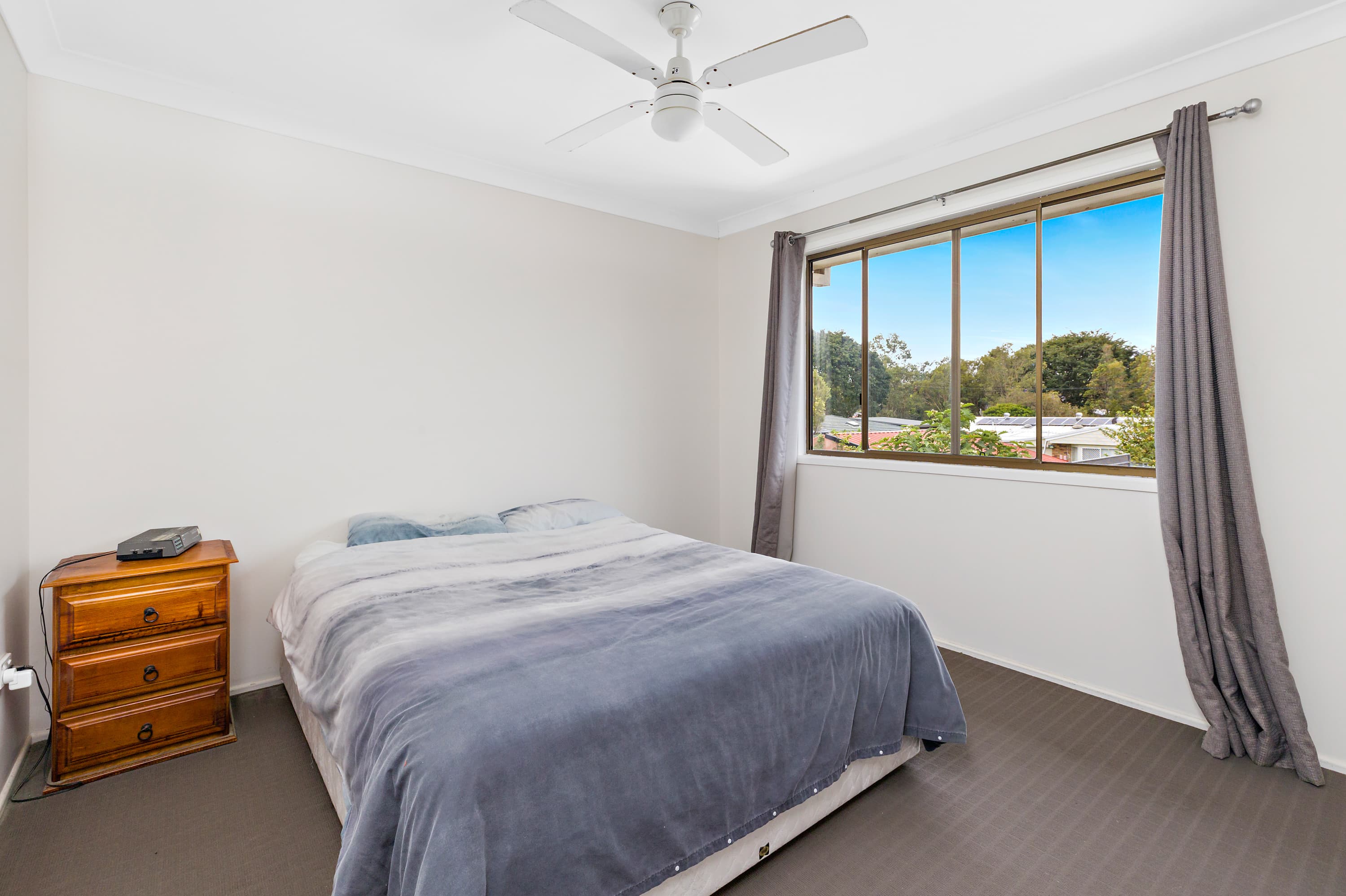 43 Stradbroke Street, Redland Bay, Redland Bay - Thumbnail 4