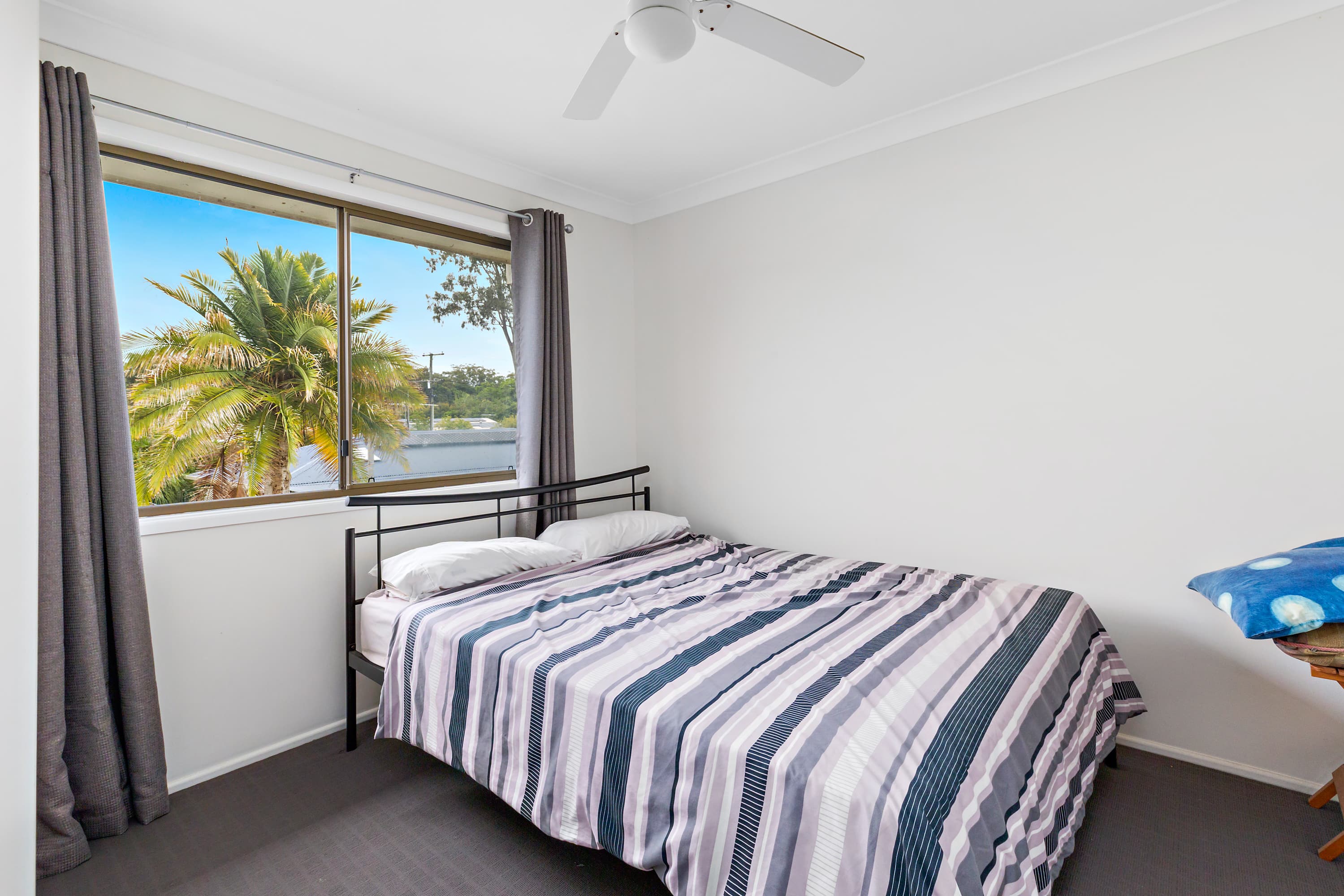 43 Stradbroke Street, Redland Bay, Redland Bay - Thumbnail 5
