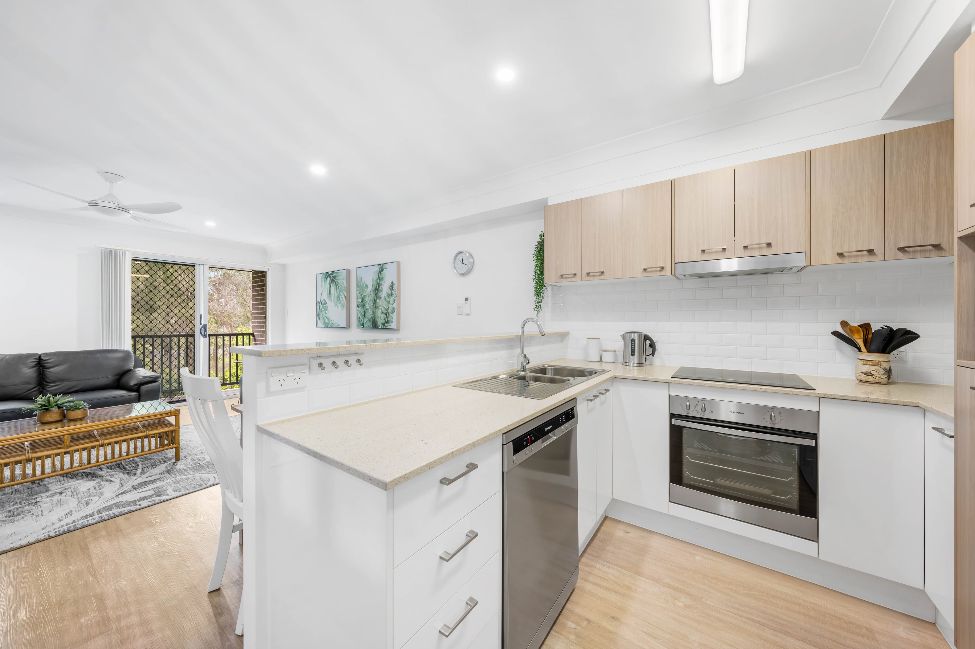 9/39-41 Surman Street, Birkdale, Birkdale - Image 1