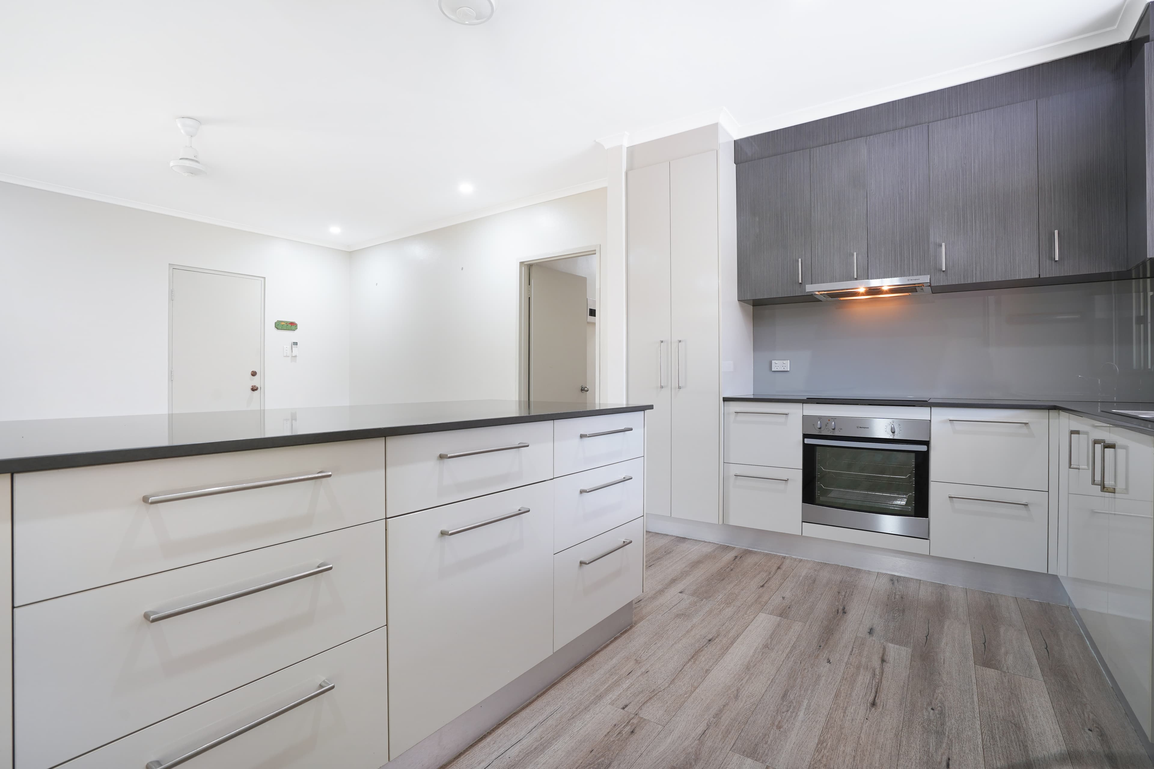 56 Melastoma Drive, Moulden, Moulden - Thumbnail 4