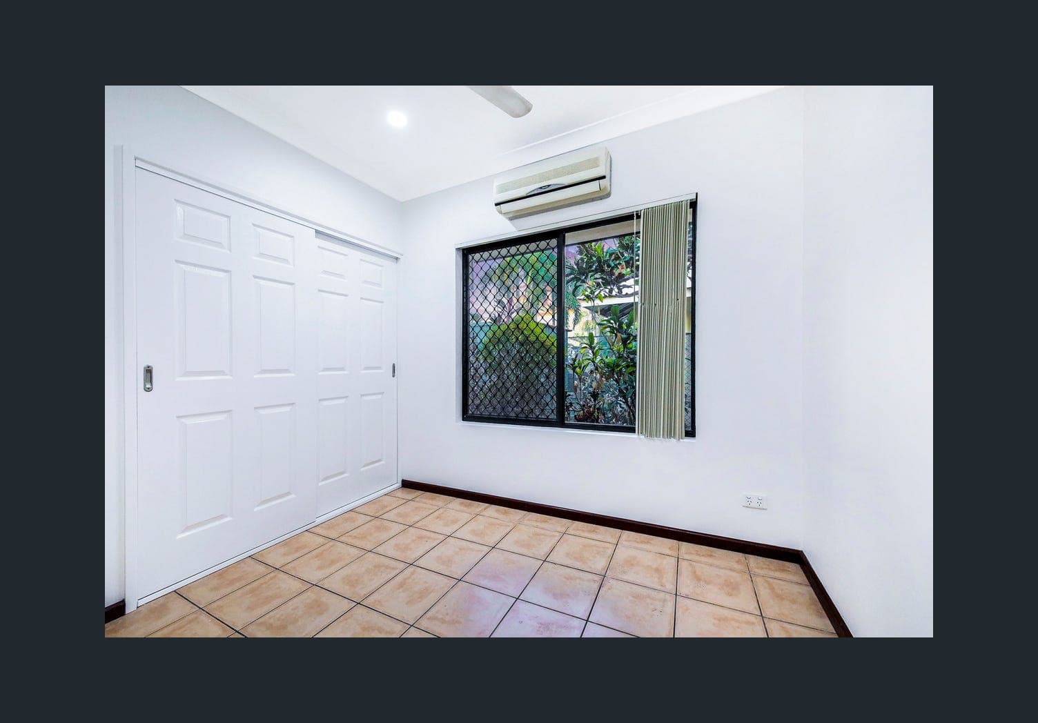 1 Crown Court, Durack, Durack - Thumbnail 5