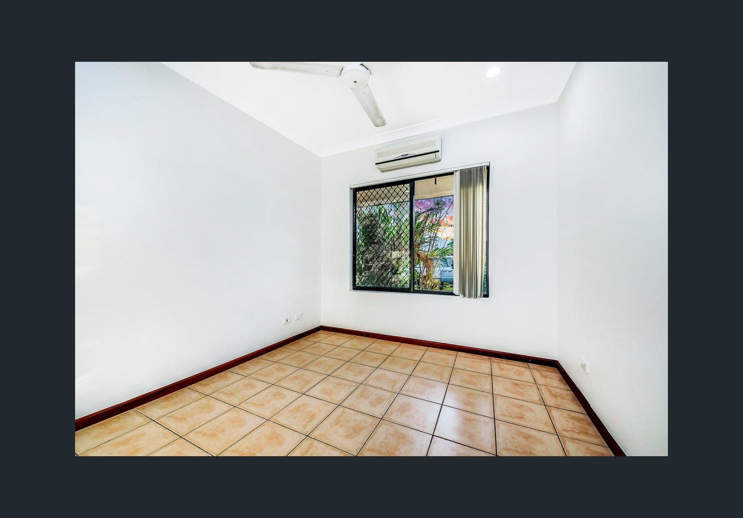 1 Crown Court, Durack, Durack - Thumbnail 6