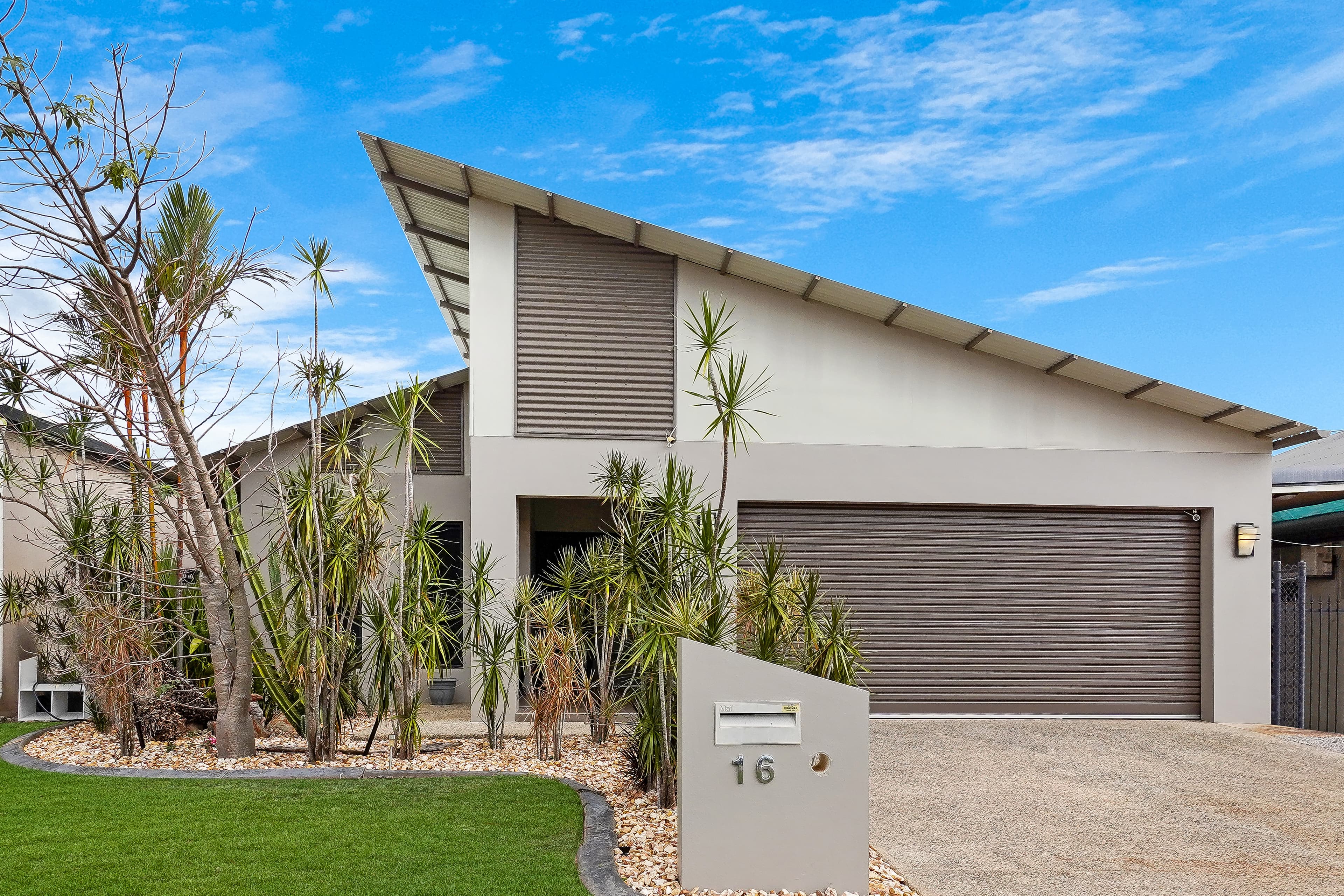 16 Crowson Close, Durack, Durack - Image 1