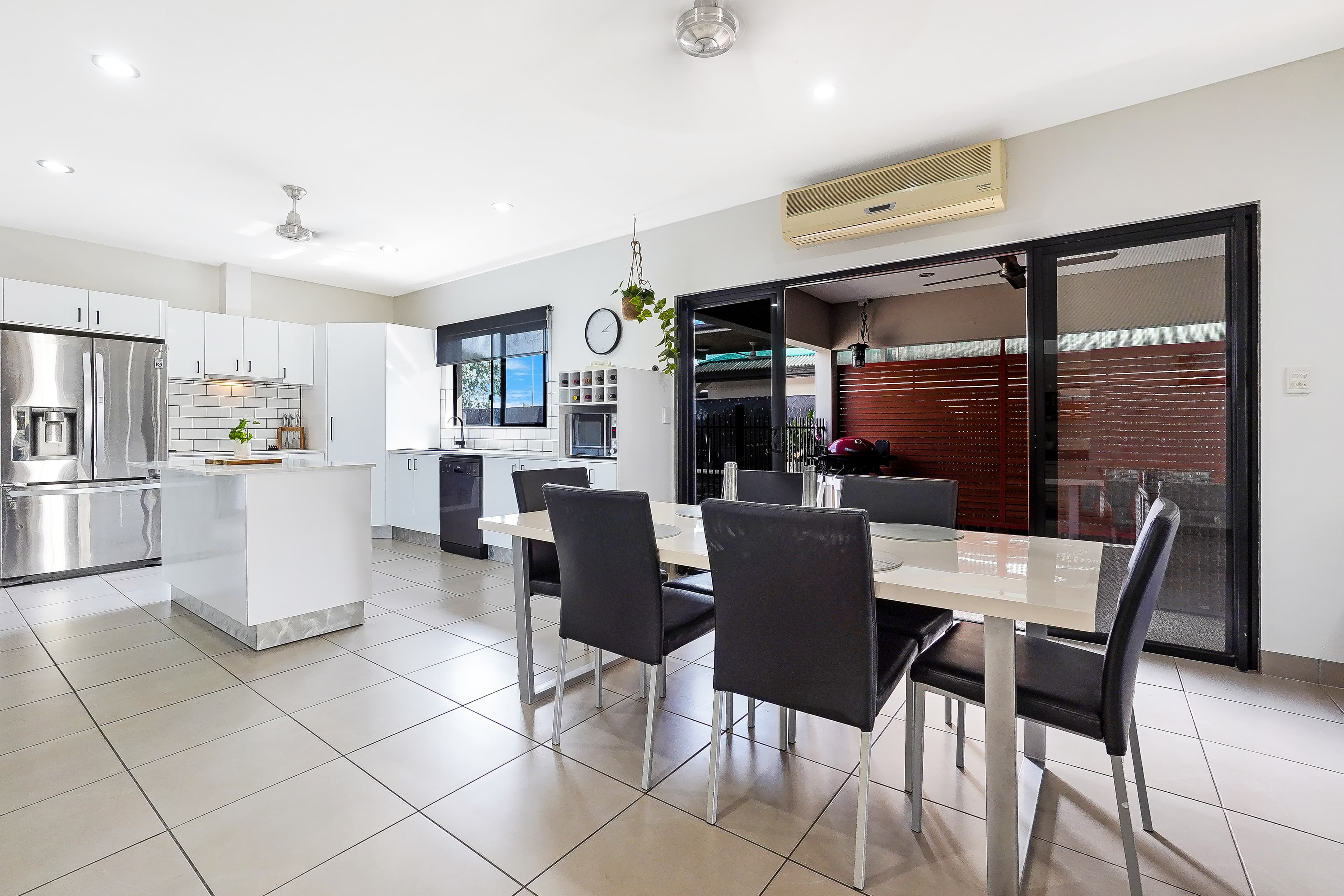 16 Crowson Close, Durack, Durack - Thumbnail 4