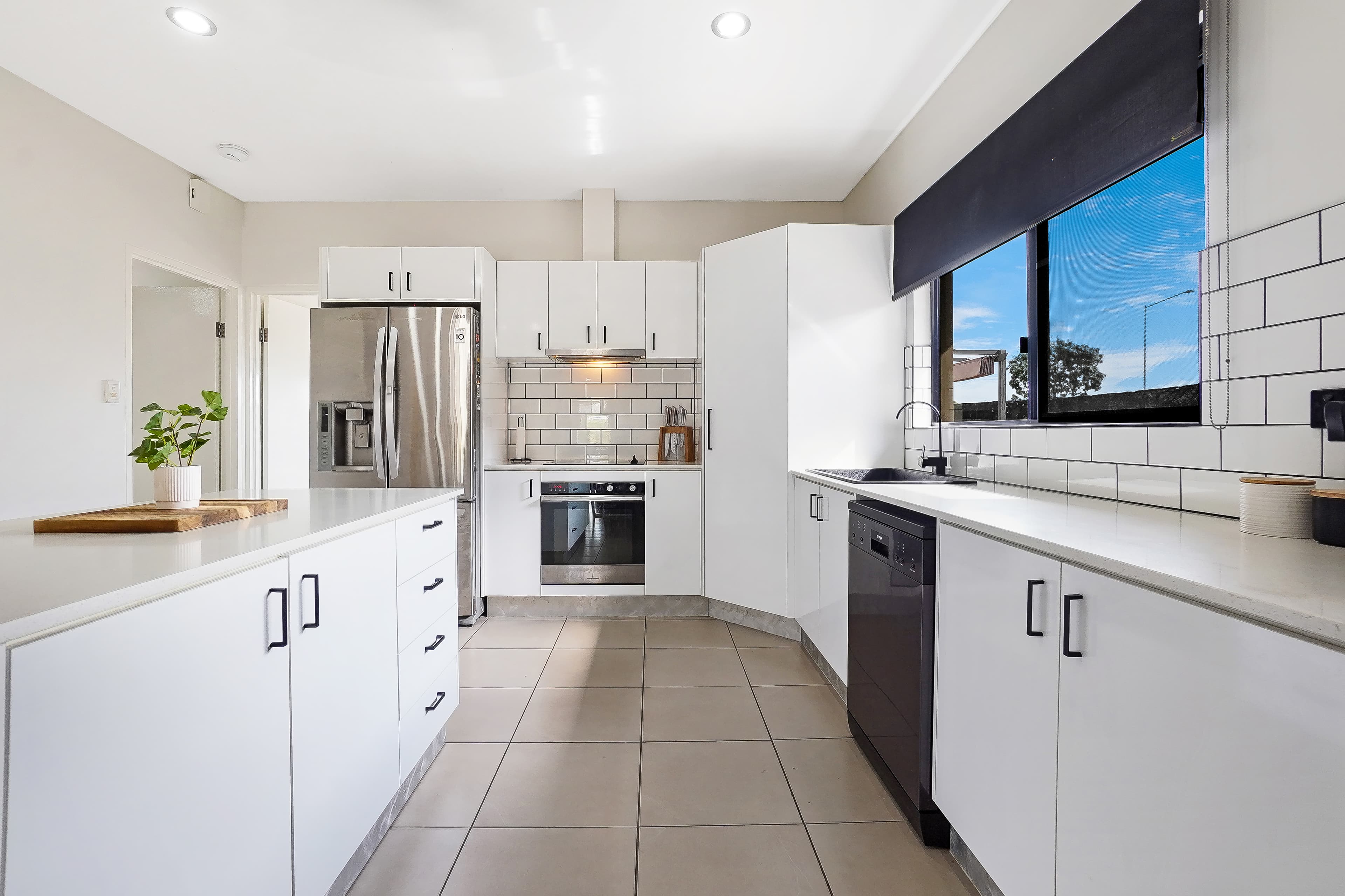 16 Crowson Close, Durack, Durack - Thumbnail 5
