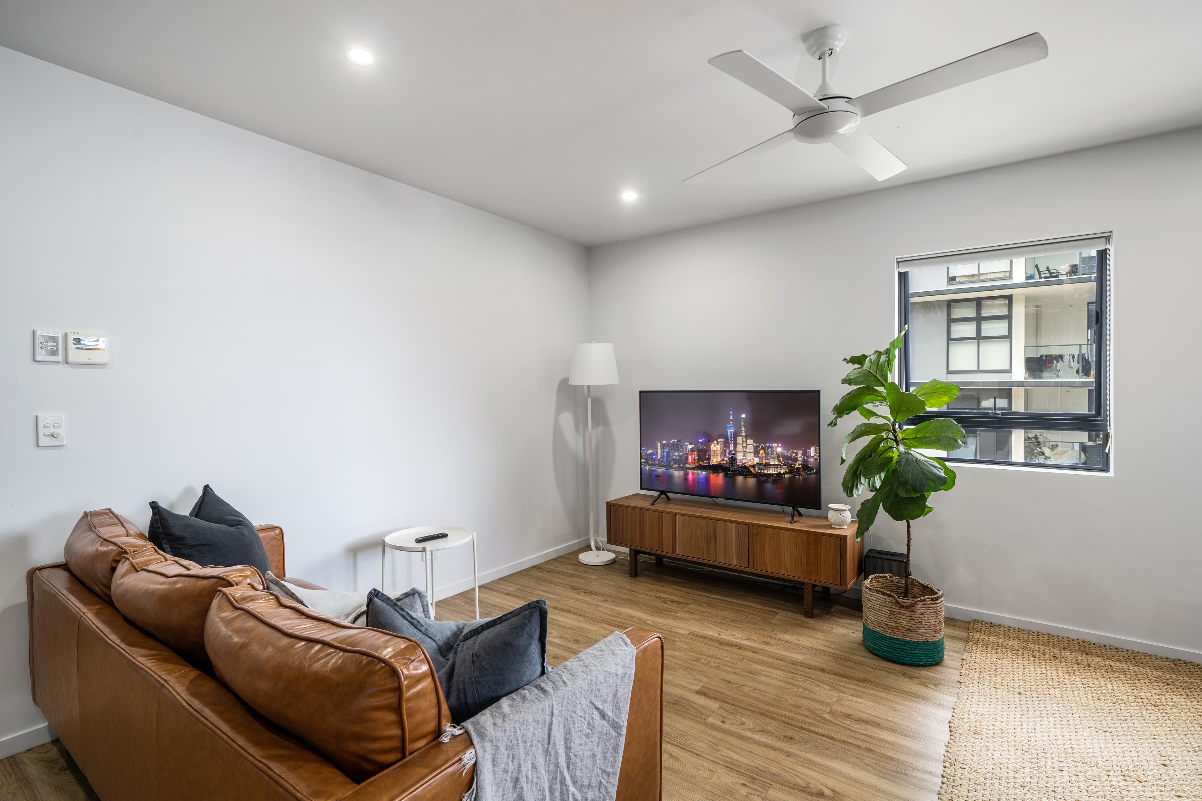 607/16 Masters Street, Newstead, Newstead - Thumbnail 3