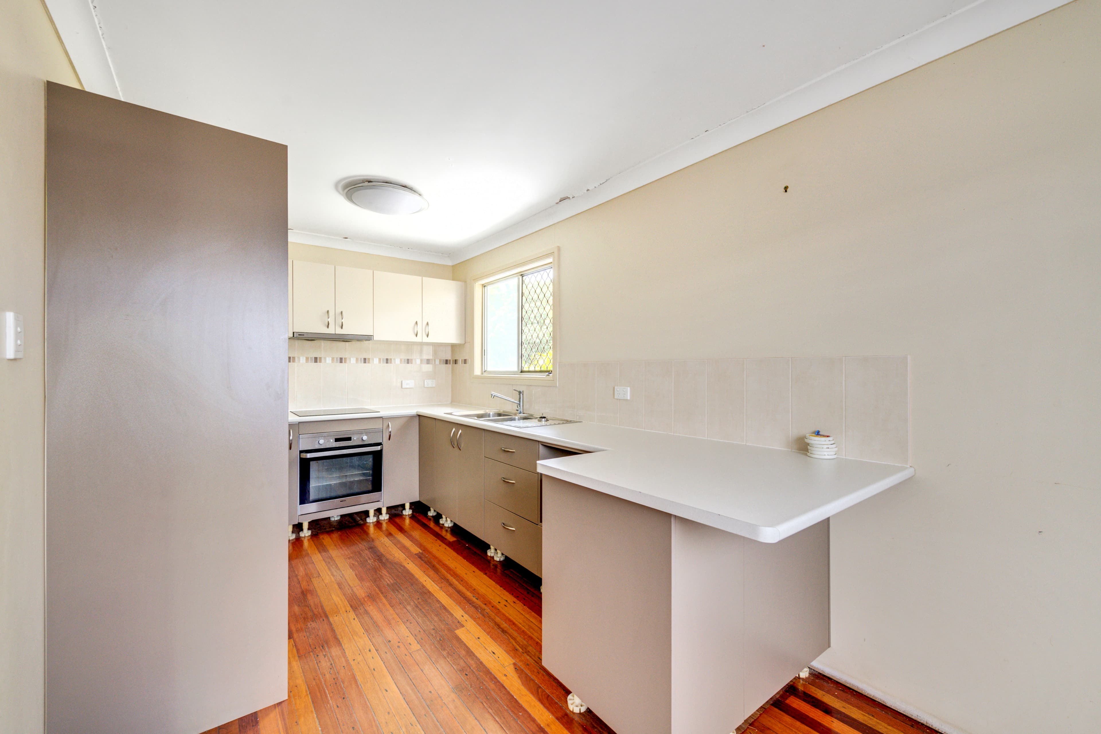 7 Glen Noble Avenue, Redbank Plains, Redbank Plains - Thumbnail 3